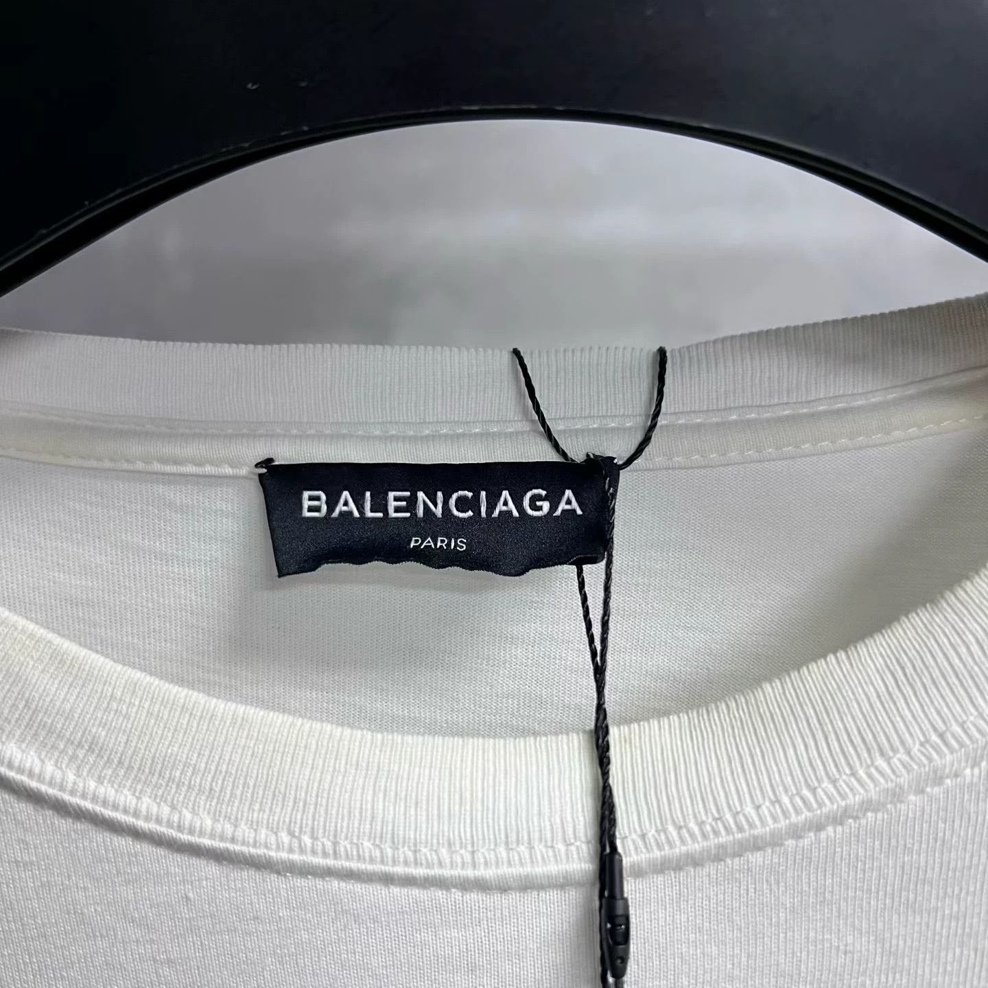 Balenciaga Balenciaga Retro Printed White Hoodie XS Men Size US XS / EU 42 / 0 - 2 Thumbnail