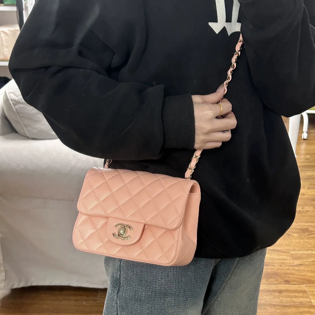 Chanel Pre-loved Bag Very good condition Size ONE SIZE - 5 Thumbnail