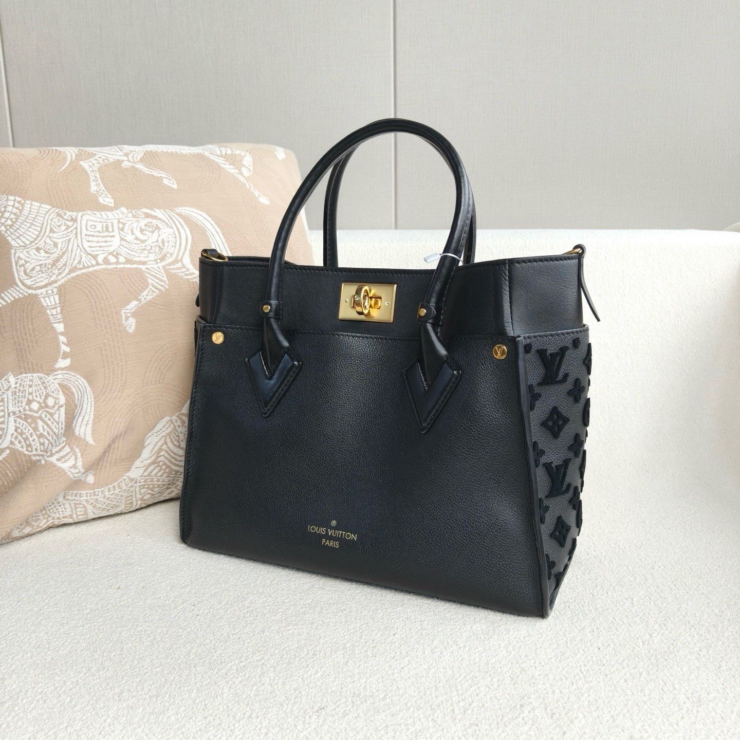 Louis Vuitton Pre-loved Bag Very good condition Size ONE SIZE - 5 Thumbnail