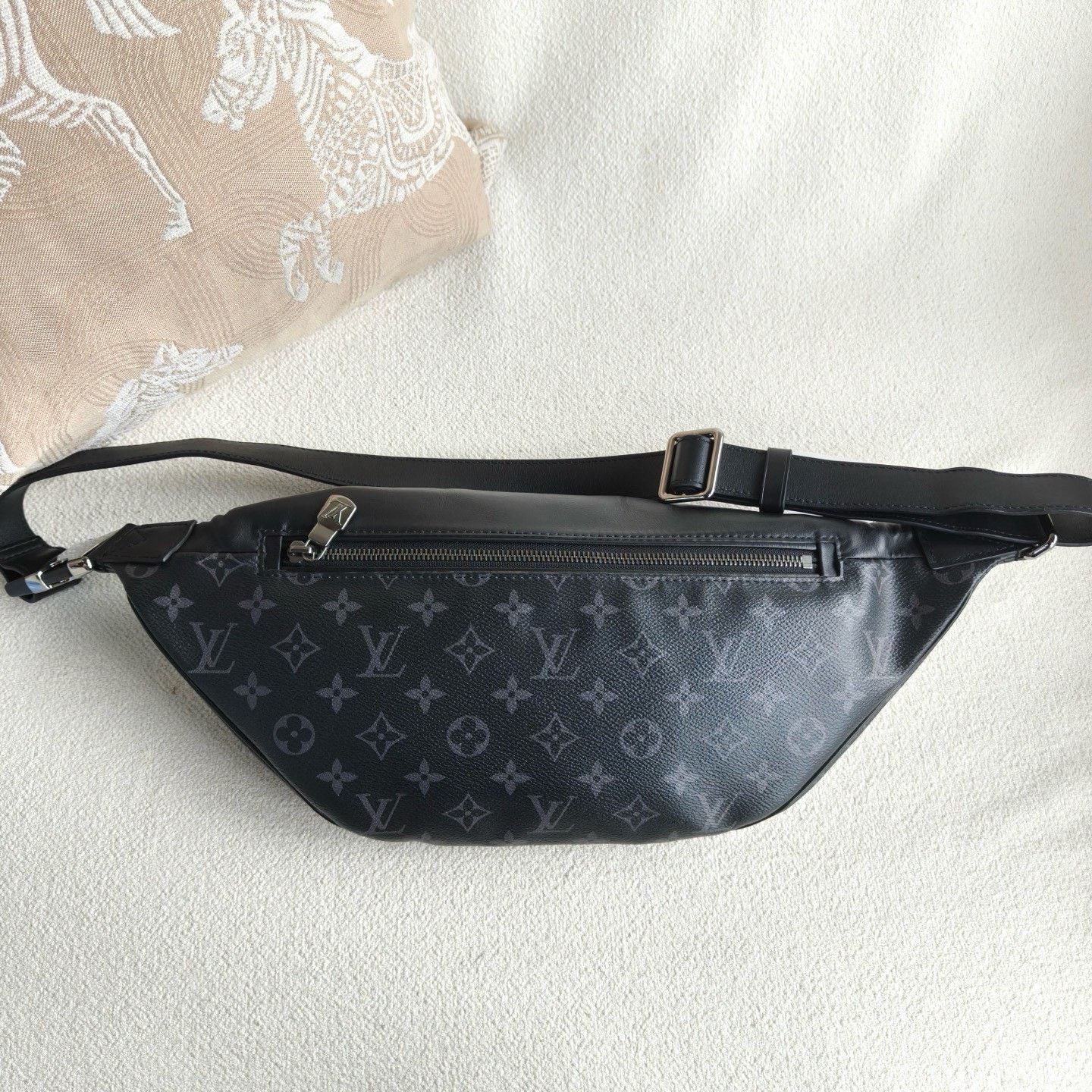 Louis Vuitton Pre-loved Bag Very good condition Size ONE SIZE - 3 Thumbnail