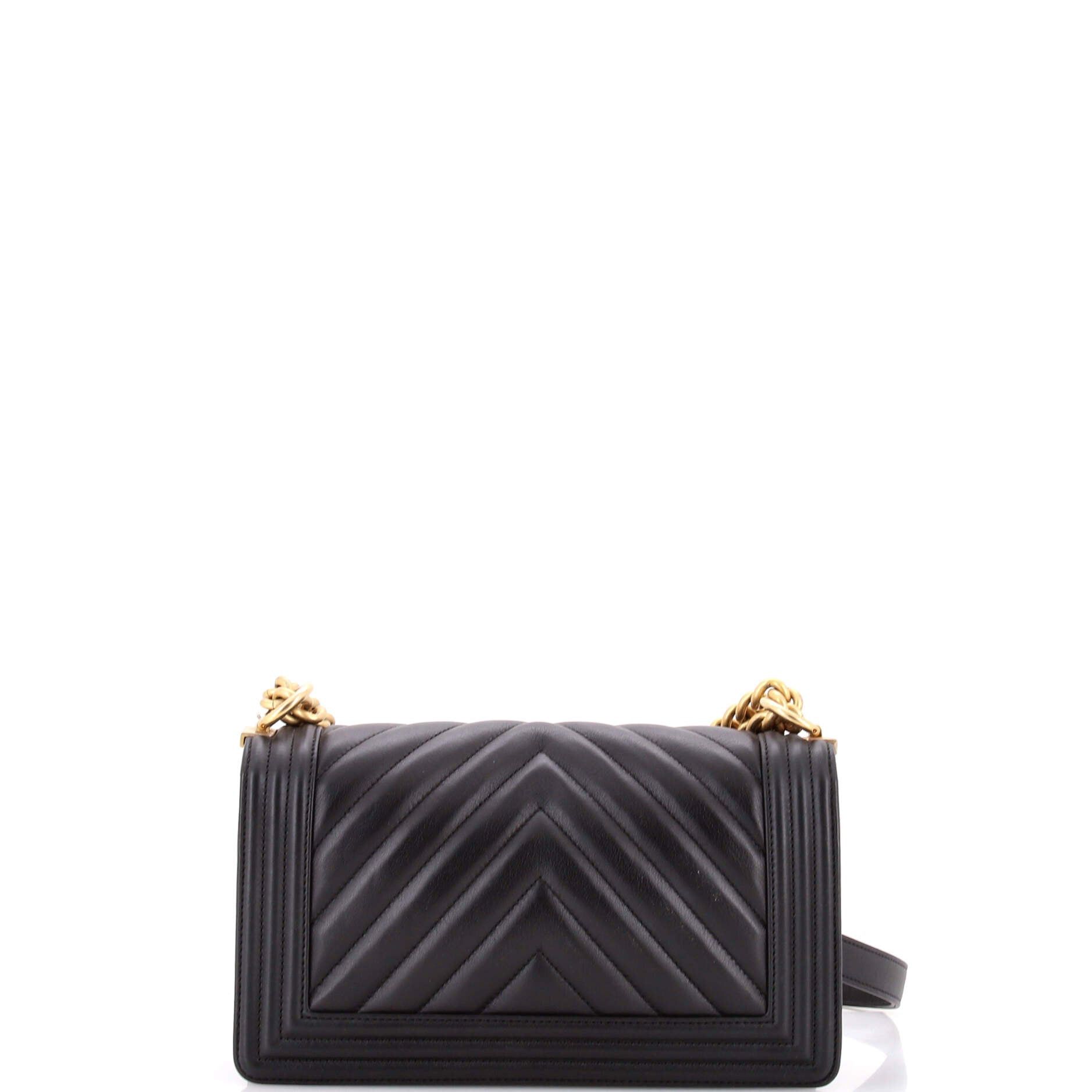 Chanel Boy Flap Bag Size ONE SIZE - 3 Thumbnail