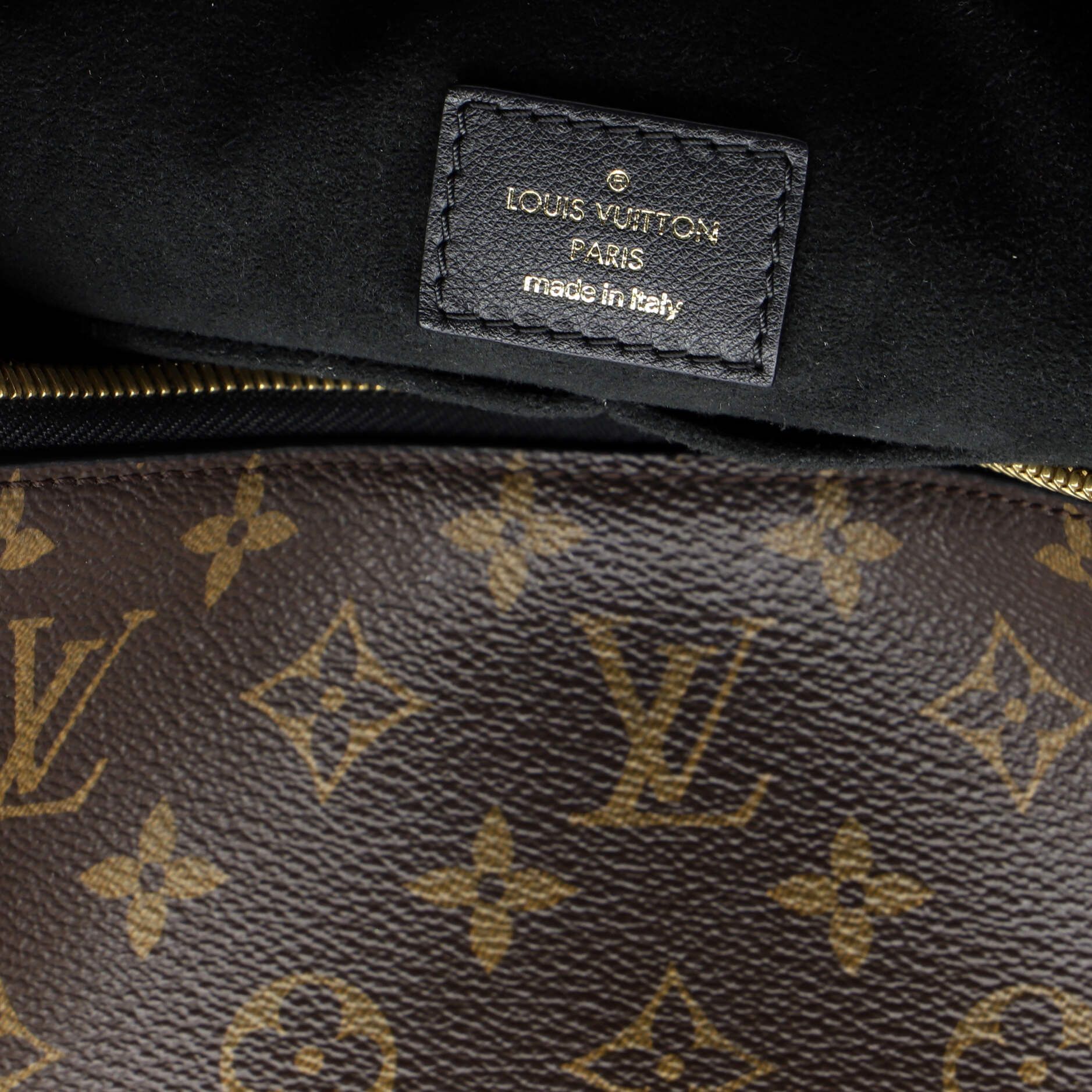 Louis Vuitton Triangle Softy Bag Size ONE SIZE - 6 Thumbnail