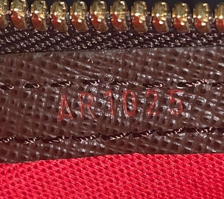 Louis Vuitton Belem Handbag Size ONE SIZE - 7 Thumbnail