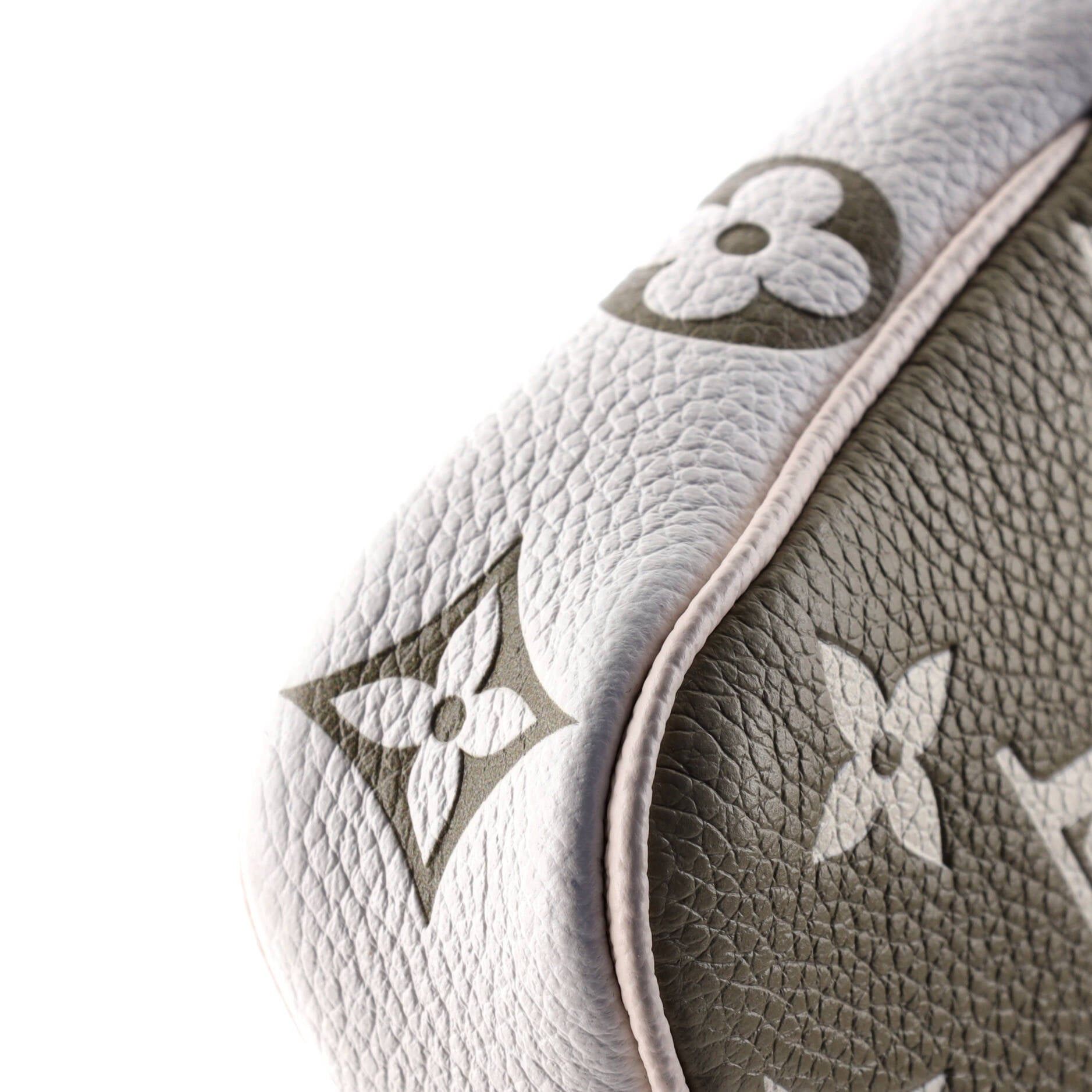 Louis Vuitton Pochette Accessoires Size ONE SIZE - 6 Thumbnail