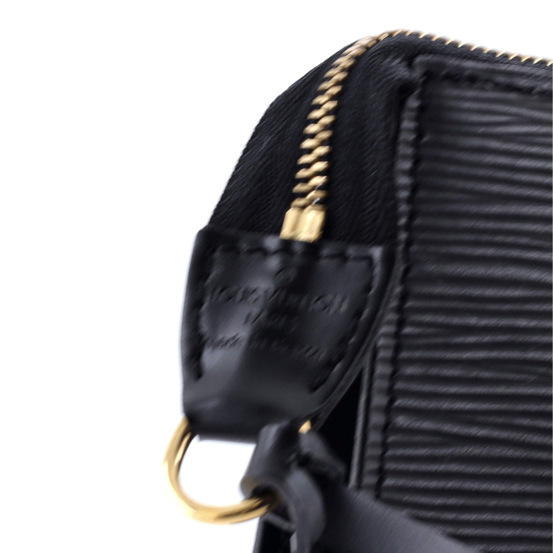 Louis Vuitton Pochette Accessoires Size ONE SIZE - 7 Thumbnail
