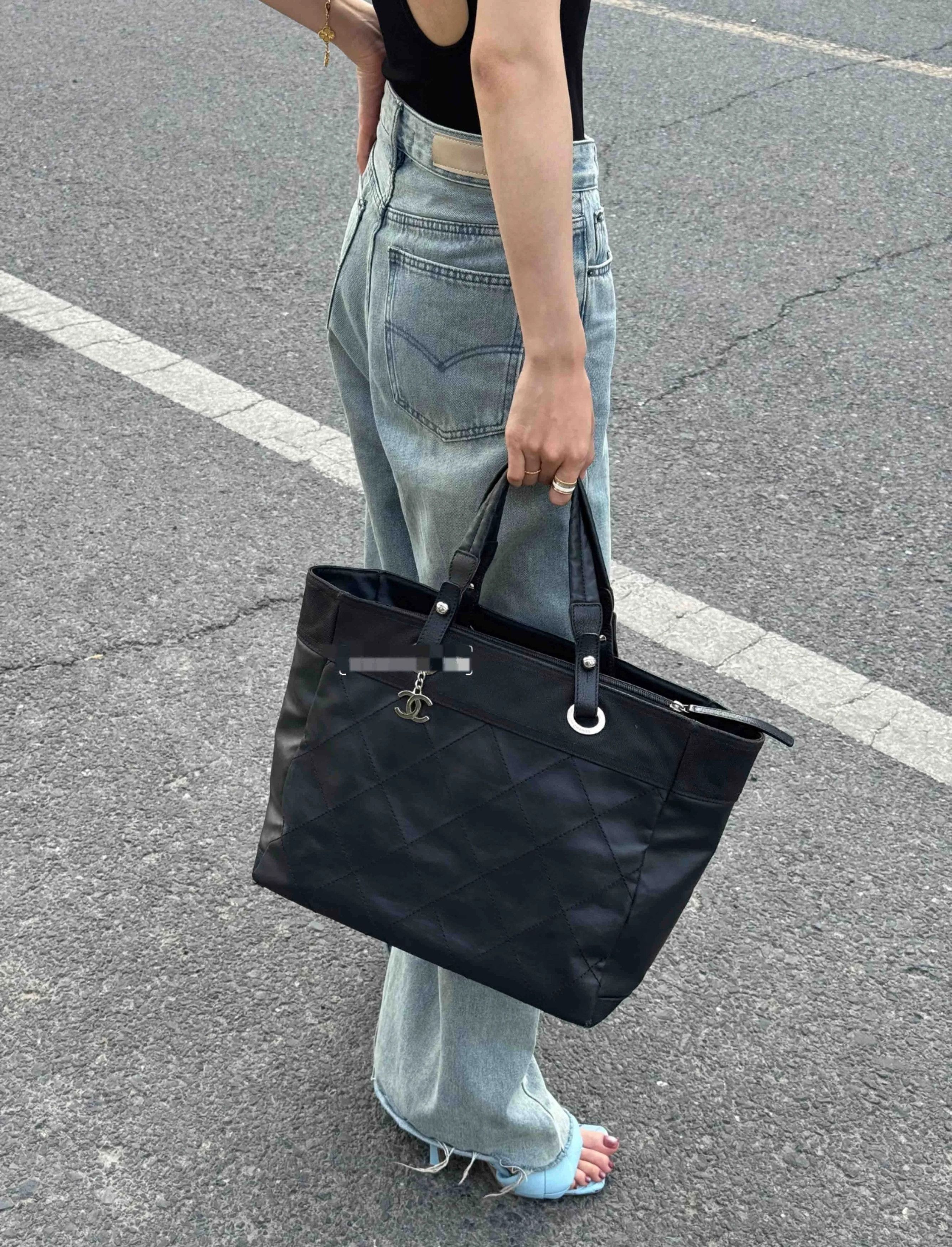 Chanel Pre-loved Bag Very good condition Size ONE SIZE - 4 Thumbnail