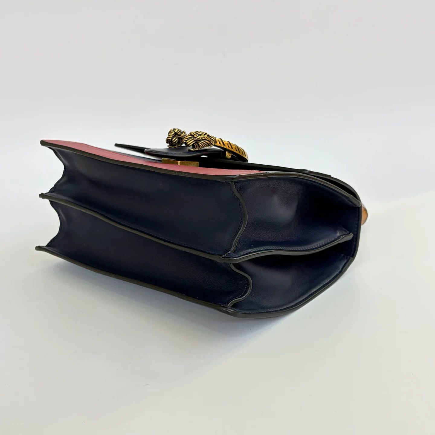 Gucci Pre-loved Bag Very good condition Size ONE SIZE - 8 Thumbnail
