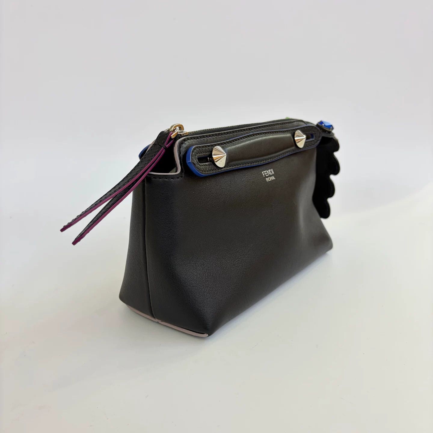 Fendi Pre-loved Bag Very good condition Size ONE SIZE - 3 Thumbnail