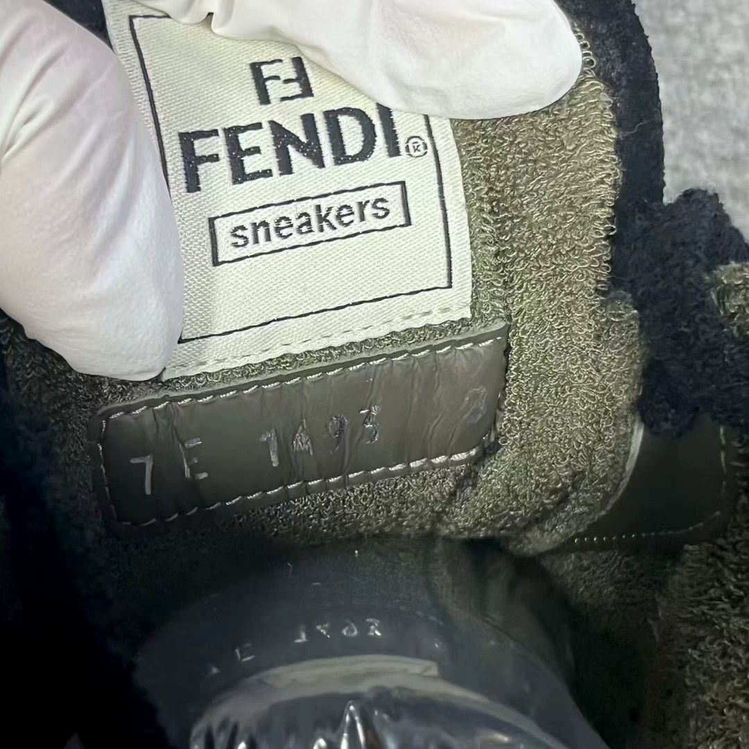 Fendi Fendi Casual Black Hoodie 8 Men Size US XS / EU 42 / 0 - 5 Thumbnail