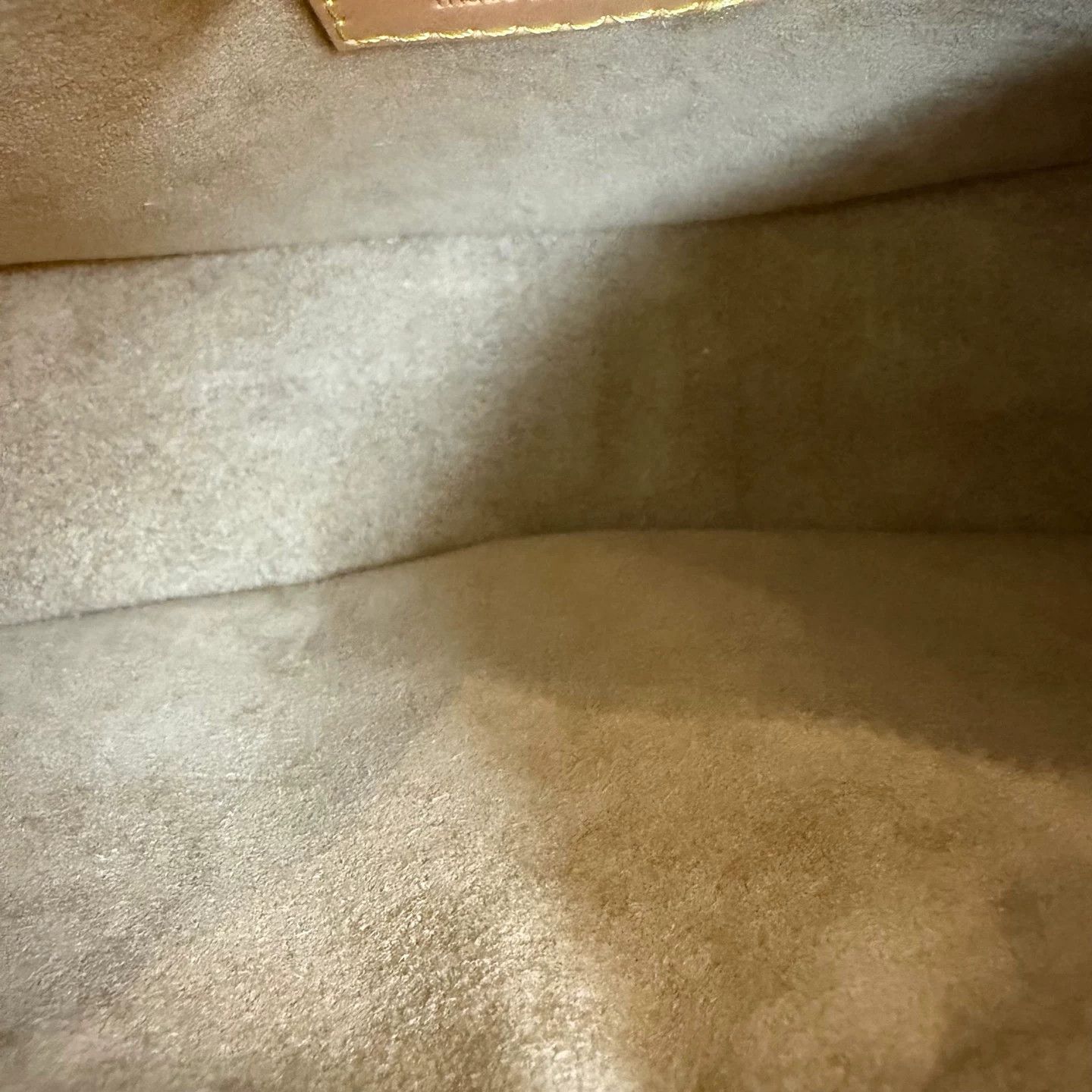 Louis Vuitton Pre-loved Bag Very good condition Size ONE SIZE - 8 Thumbnail