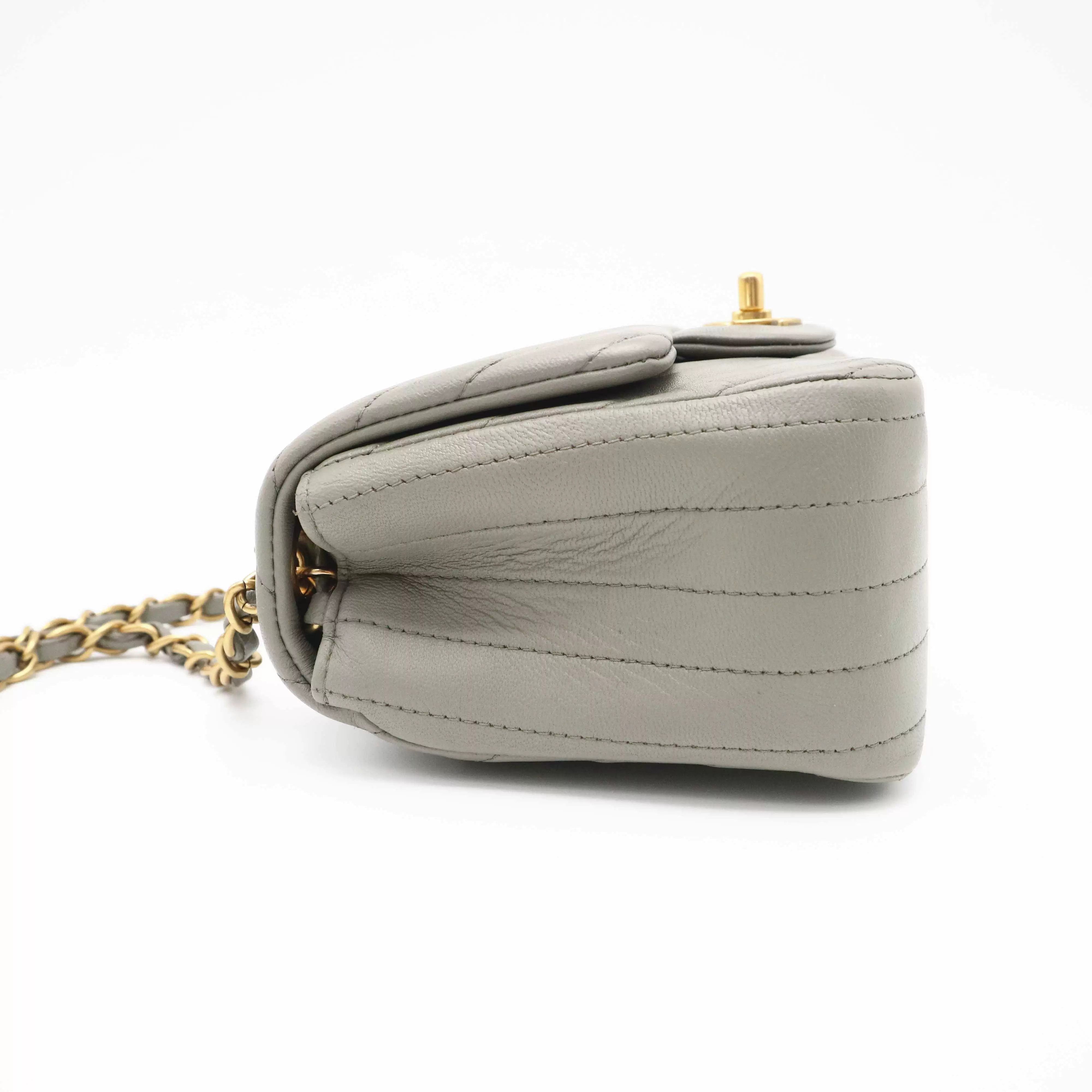 Chanel Pre-loved Bag Very good condition Size ONE SIZE - 4 Thumbnail