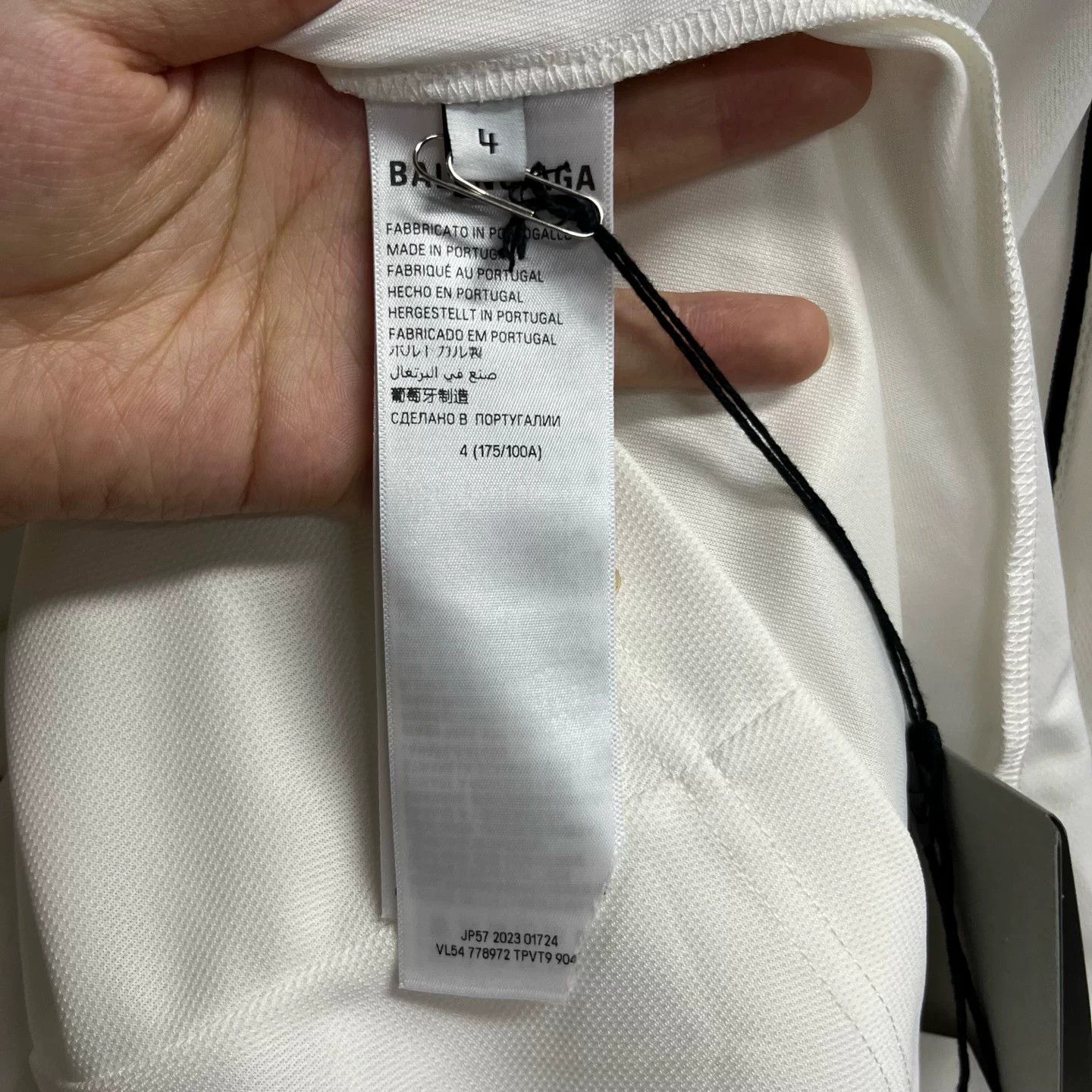 Balenciaga Balenciaga Retro Printed White Hoodie 3 Men Size US XS / EU 42 / 0 - 2 Thumbnail