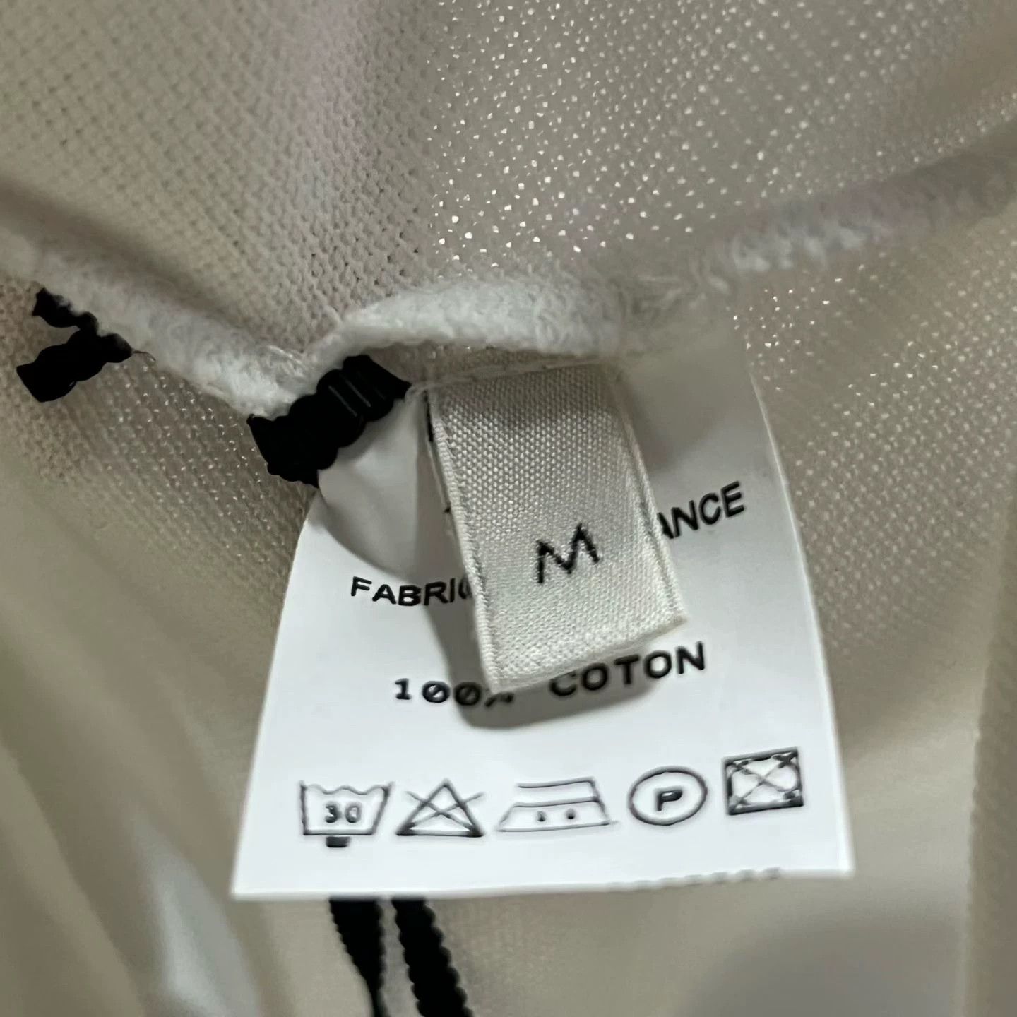 Celine Celine Retro Printed White T-Shirt M Women Size M / US 6-8 / IT 42-44 - 3 Thumbnail