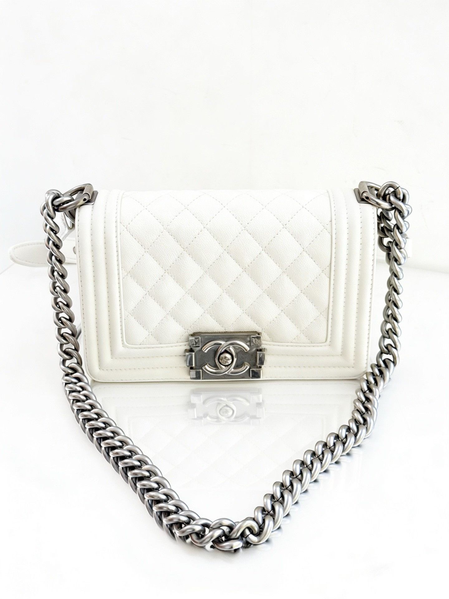 Chanel Pre-loved Bag Very good condition Size ONE SIZE - 6 Thumbnail