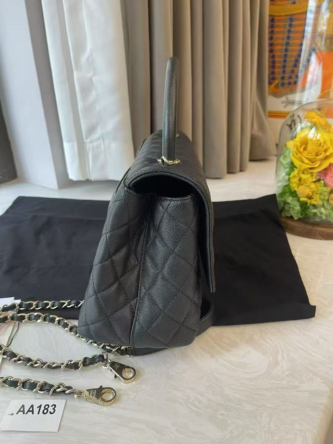 Chanel Pre-loved Bag Very good condition Size ONE SIZE - 3 Thumbnail