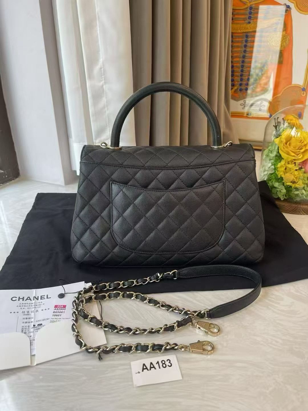 Chanel Pre-loved Bag Very good condition Size ONE SIZE - 4 Thumbnail
