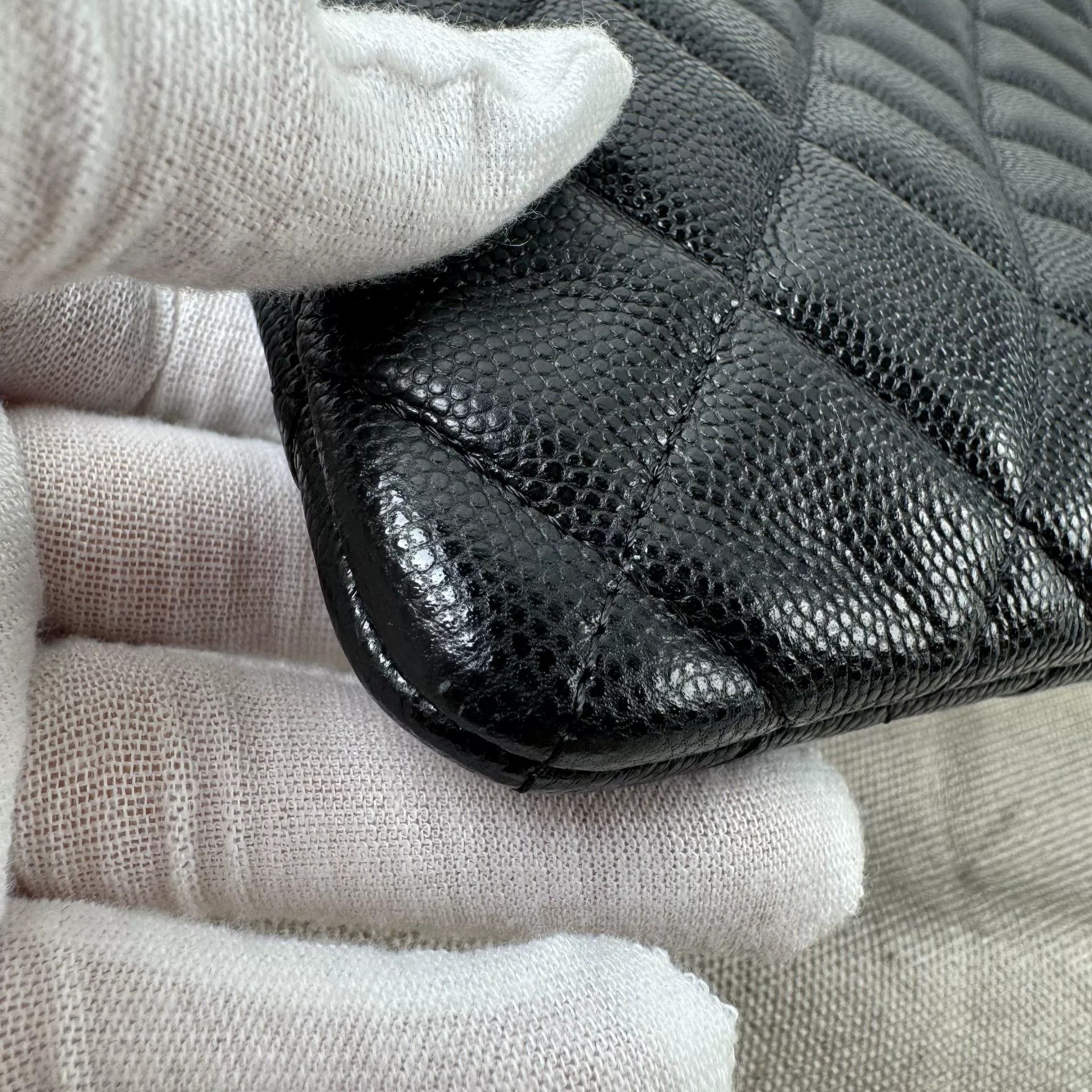 Chanel Pre-loved Bag Very good condition Size ONE SIZE - 3 Thumbnail