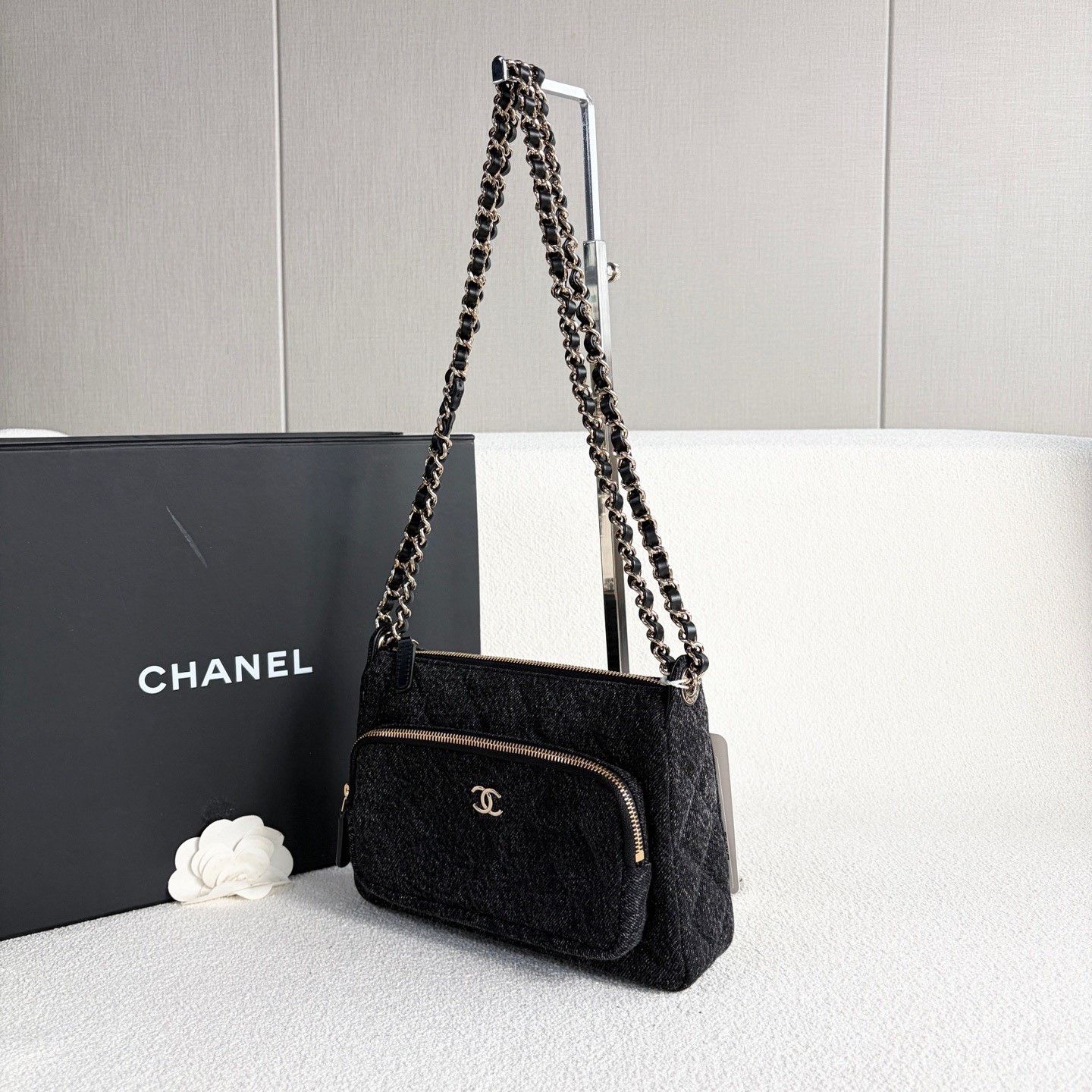 Chanel Pre-loved Bag Brand new condition Size ONE SIZE - 4 Thumbnail