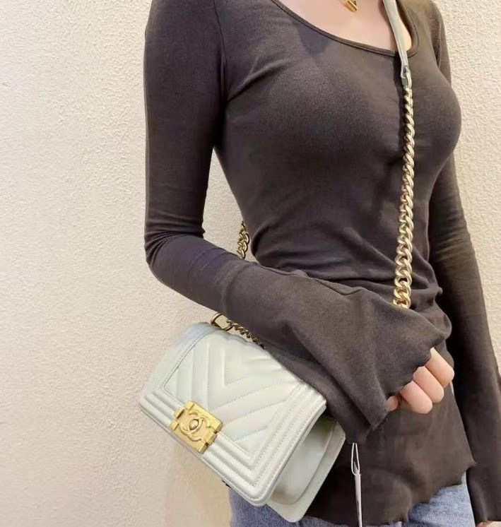 Chanel Pre-loved Bag Very good condition Size ONE SIZE - 7 Thumbnail