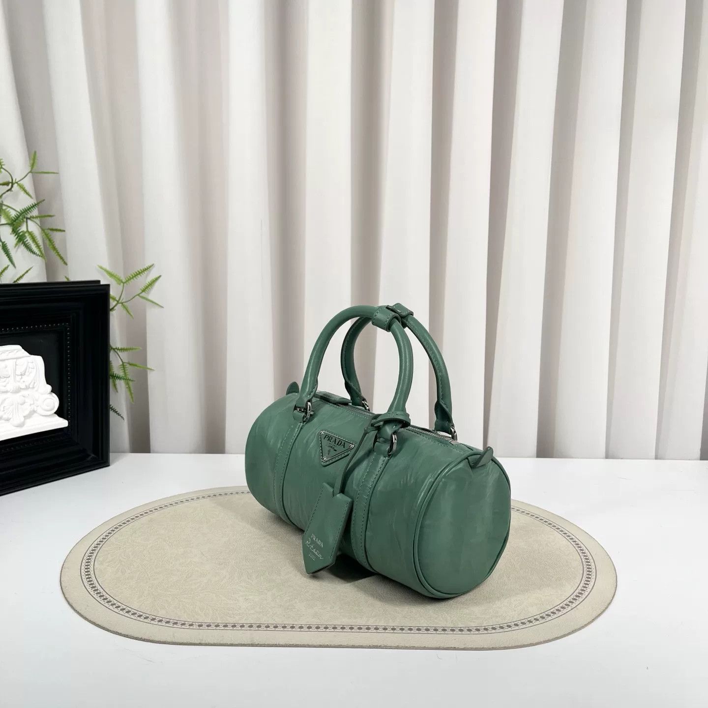 Prada Pre-loved Bag Very good condition Size ONE SIZE - 4 Thumbnail