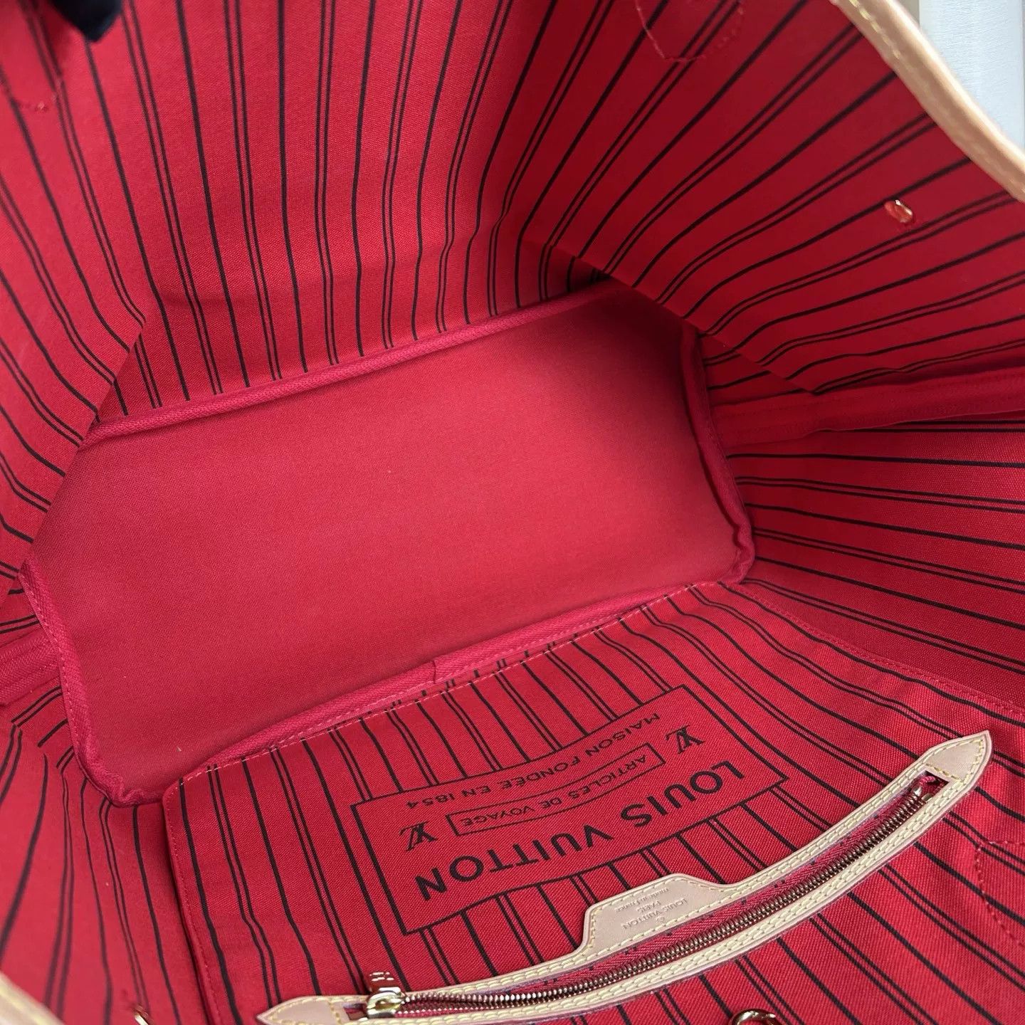 Louis Vuitton Pre-loved Bag Very good condition Size ONE SIZE - 4 Thumbnail