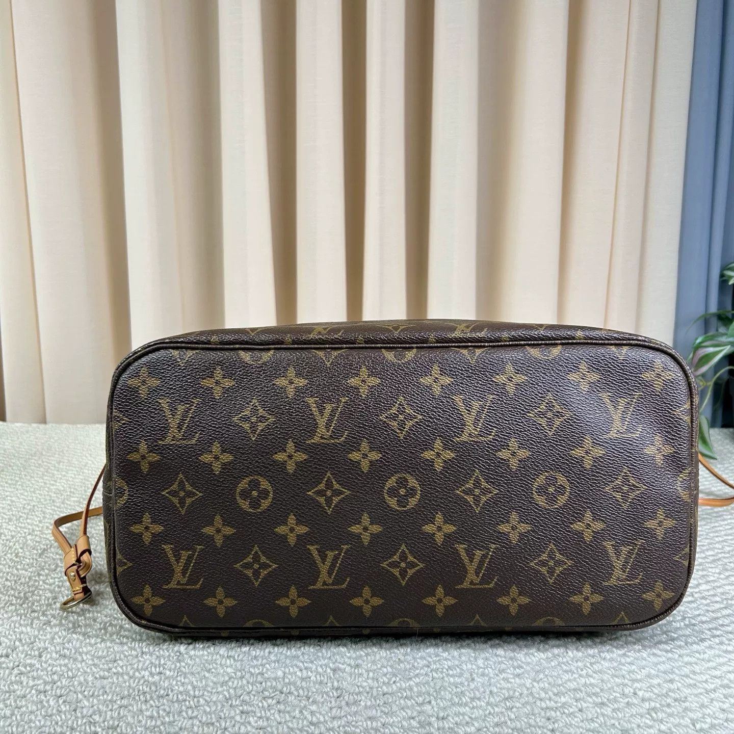 Louis Vuitton Pre-loved Bag Very good condition Size ONE SIZE - 3 Thumbnail