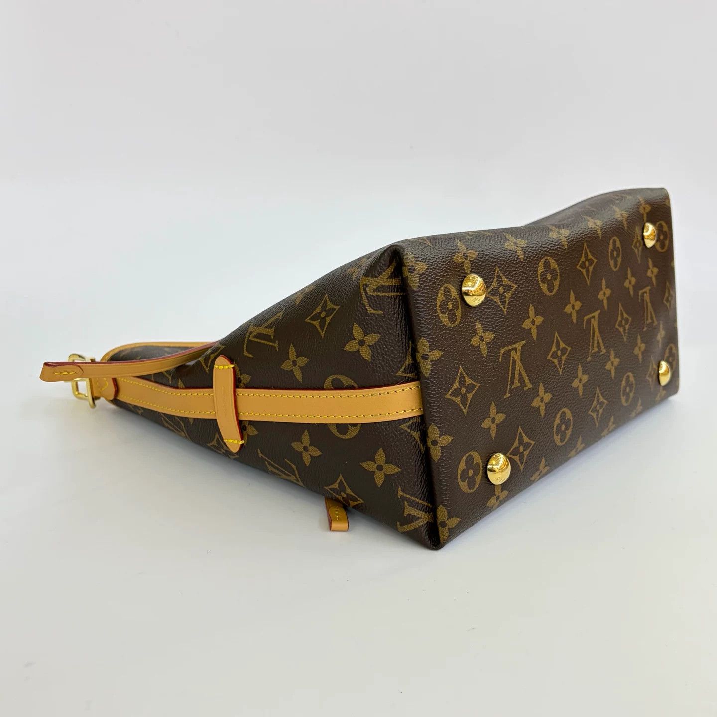 Louis Vuitton Pre-loved Bag Very good condition Size ONE SIZE - 7 Thumbnail