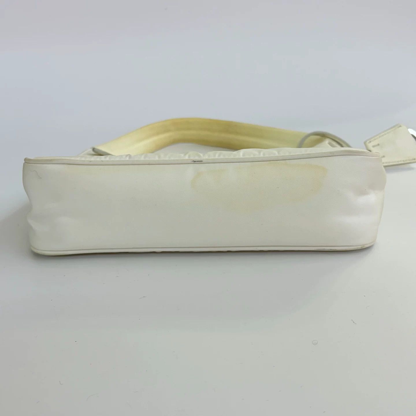 Prada Pre-loved Bag Very good condition Size ONE SIZE - 6 Thumbnail