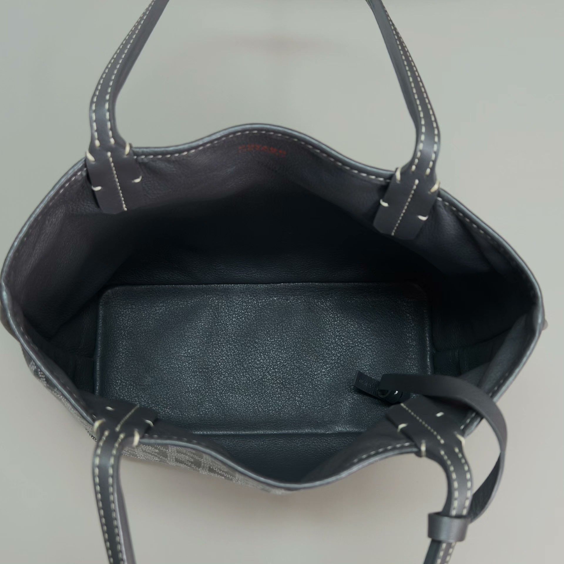 Goyard Pre-loved Bag Very good condition Size ONE SIZE - 6 Thumbnail