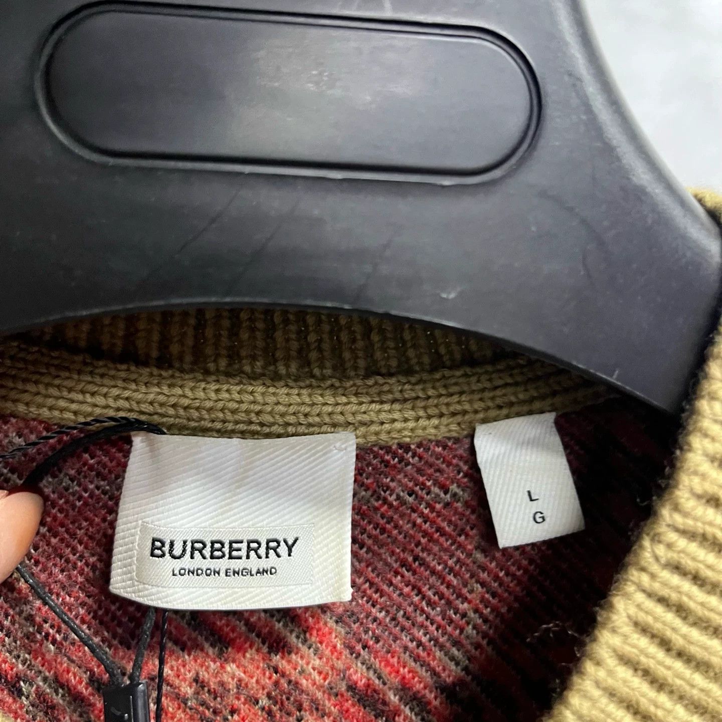Burberry Burberry Plaid Beige T-Shirt L Women Size L / US 10 / IT 46 - 2 Thumbnail