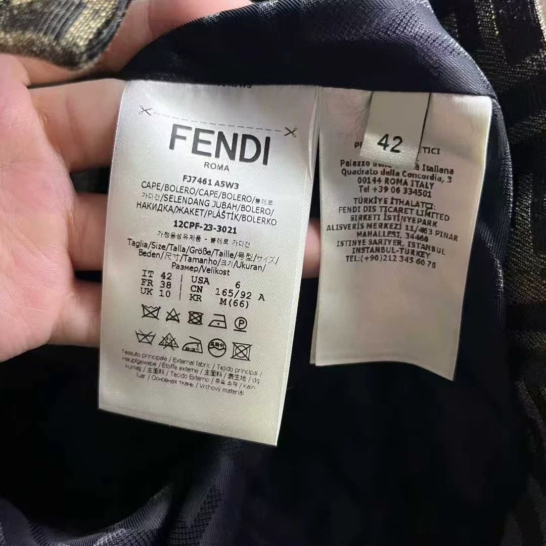Fendi Fendi Brown T-Shirt 42 Women Size M / US 6-8 / IT 42-44 - 3 Thumbnail