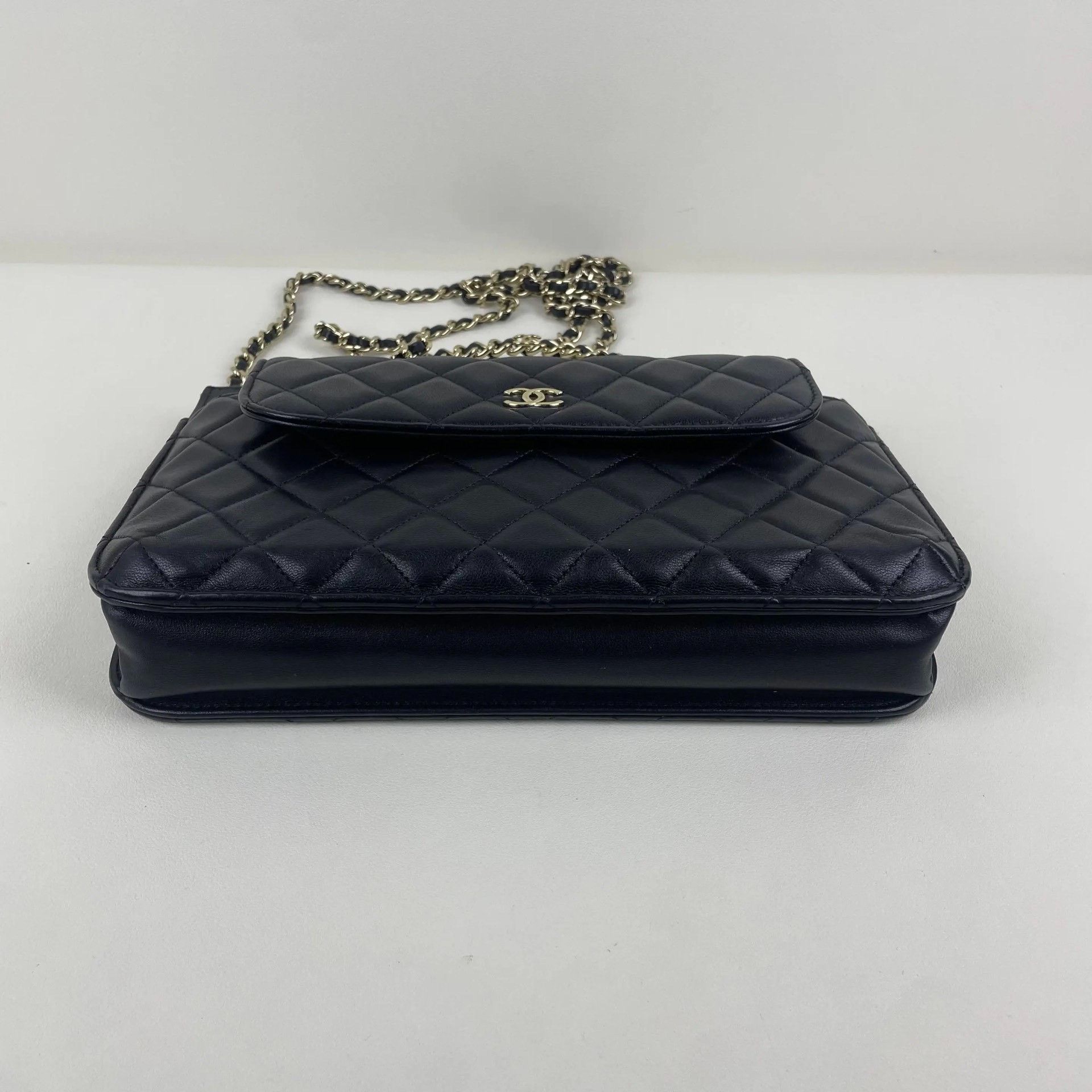 Chanel Pre-loved Bag Very good condition Size ONE SIZE - 4 Thumbnail