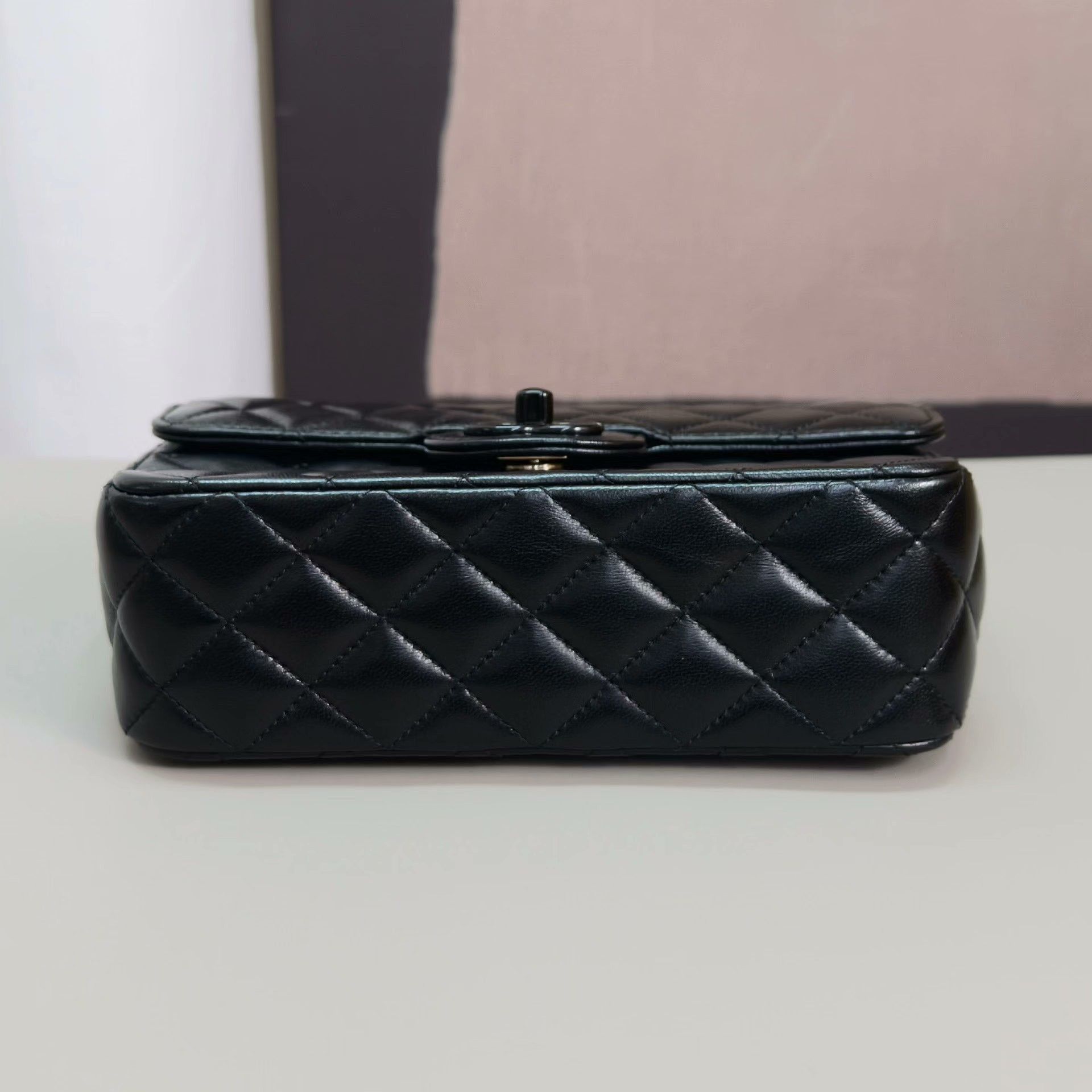 Chanel Pre-loved Bag Very good condition Size ONE SIZE - 5 Thumbnail