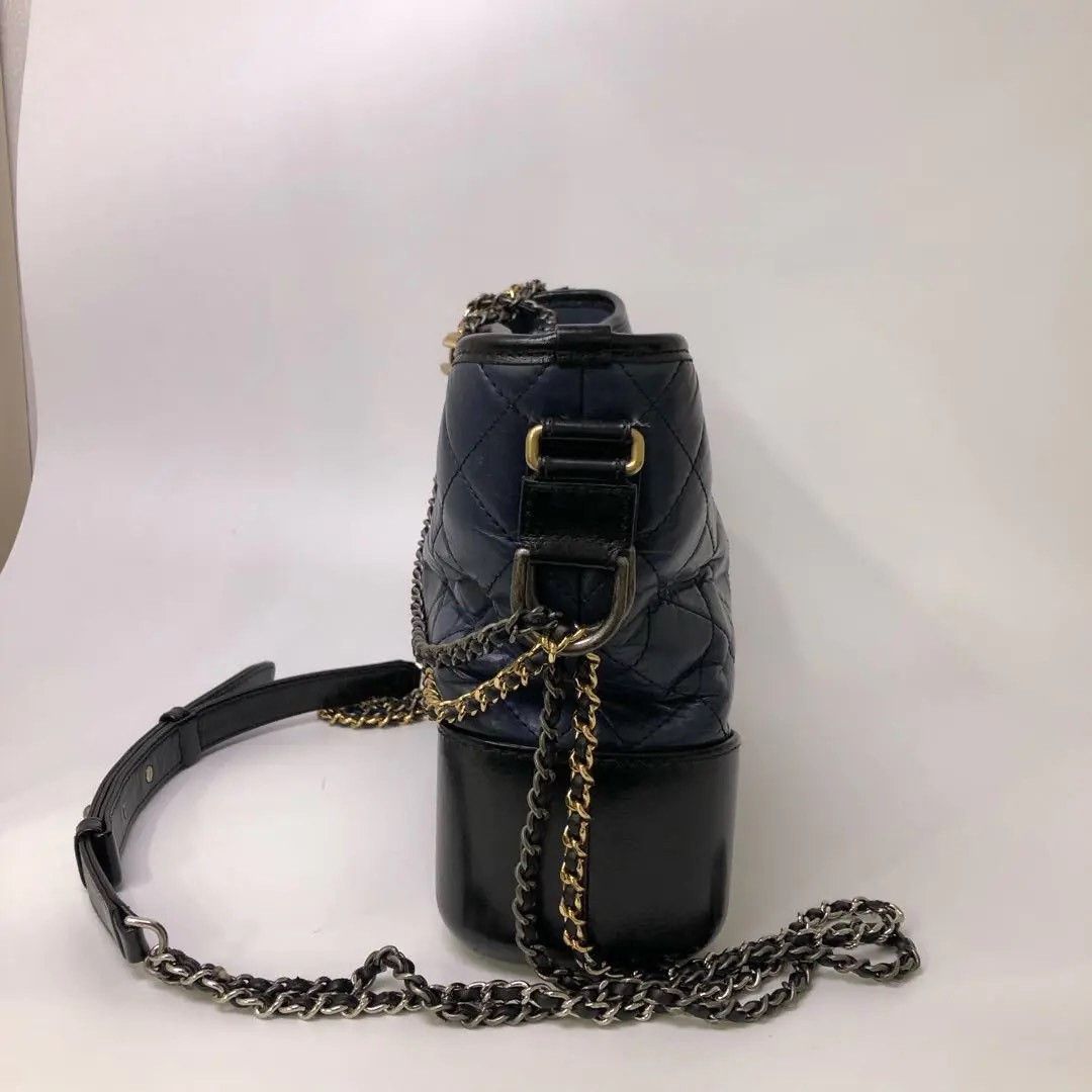 Chanel Pre-loved Bag Very good condition Size ONE SIZE - 3 Thumbnail