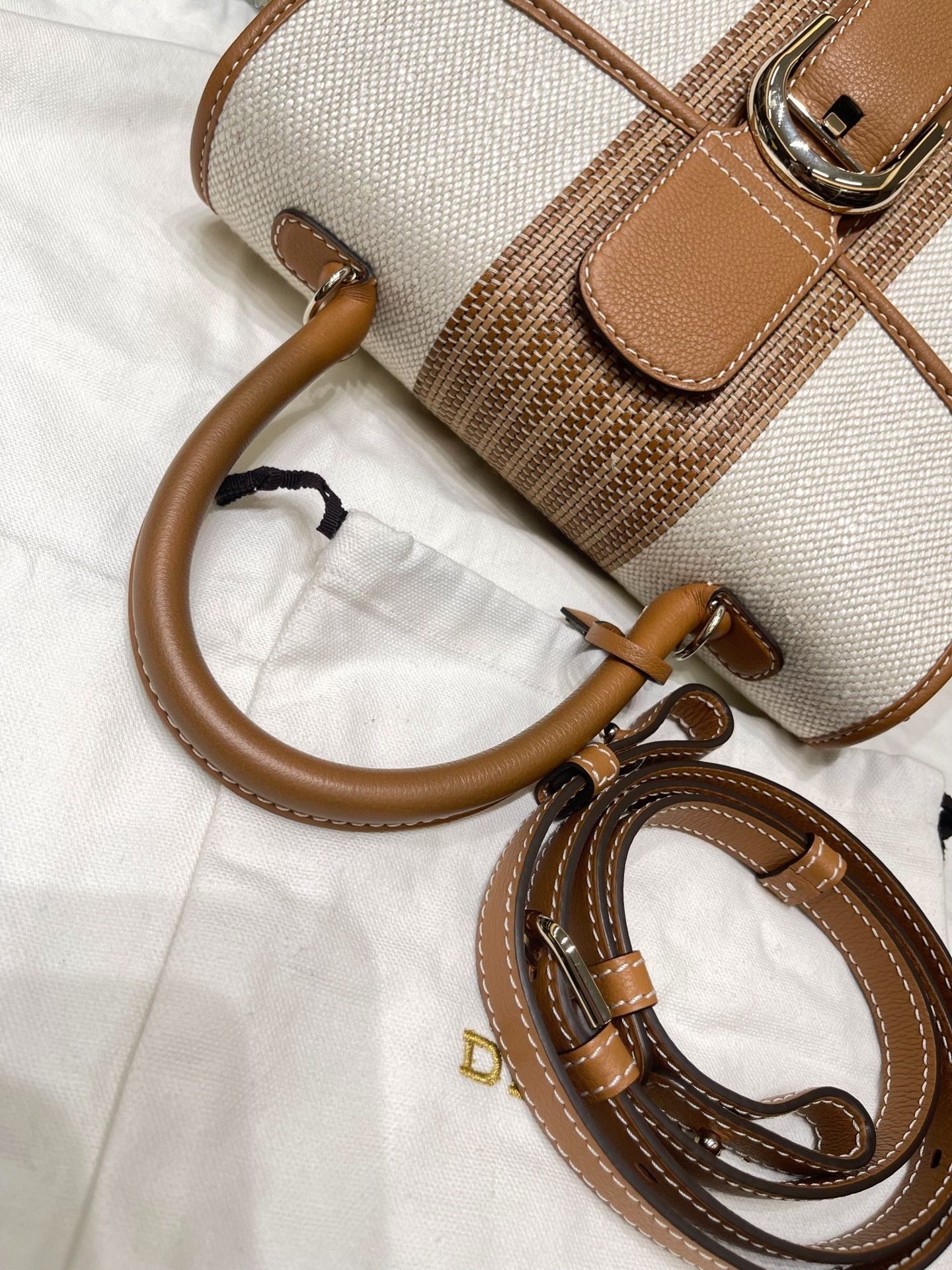 Louis Vuitton Pre-loved Bag Very good condition Size ONE SIZE - 4 Thumbnail