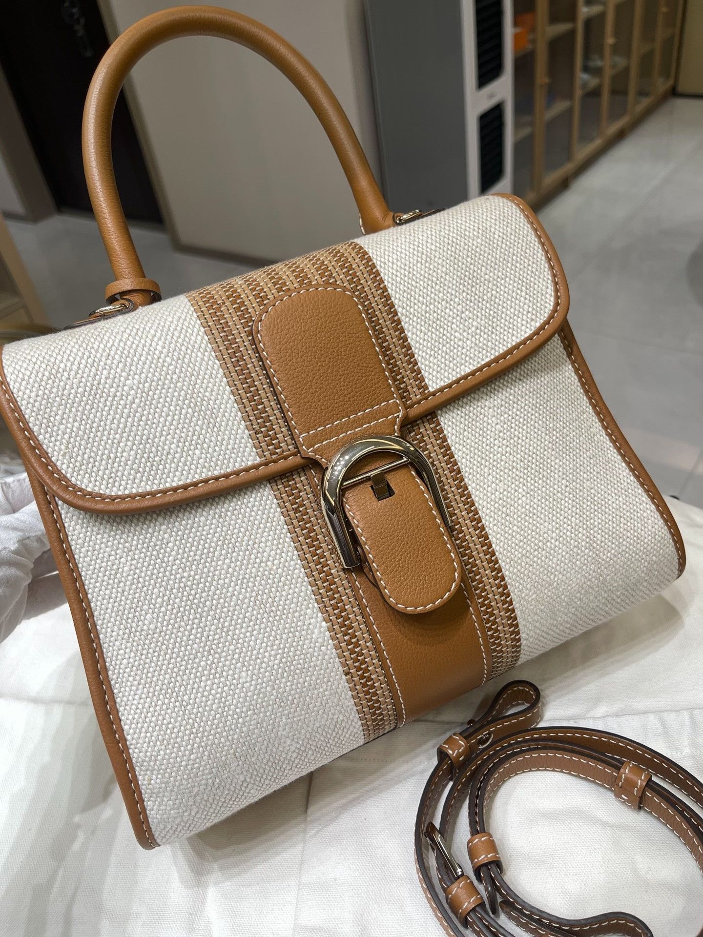 Louis Vuitton Pre-loved Bag Very good condition Size ONE SIZE - 2 Thumbnail