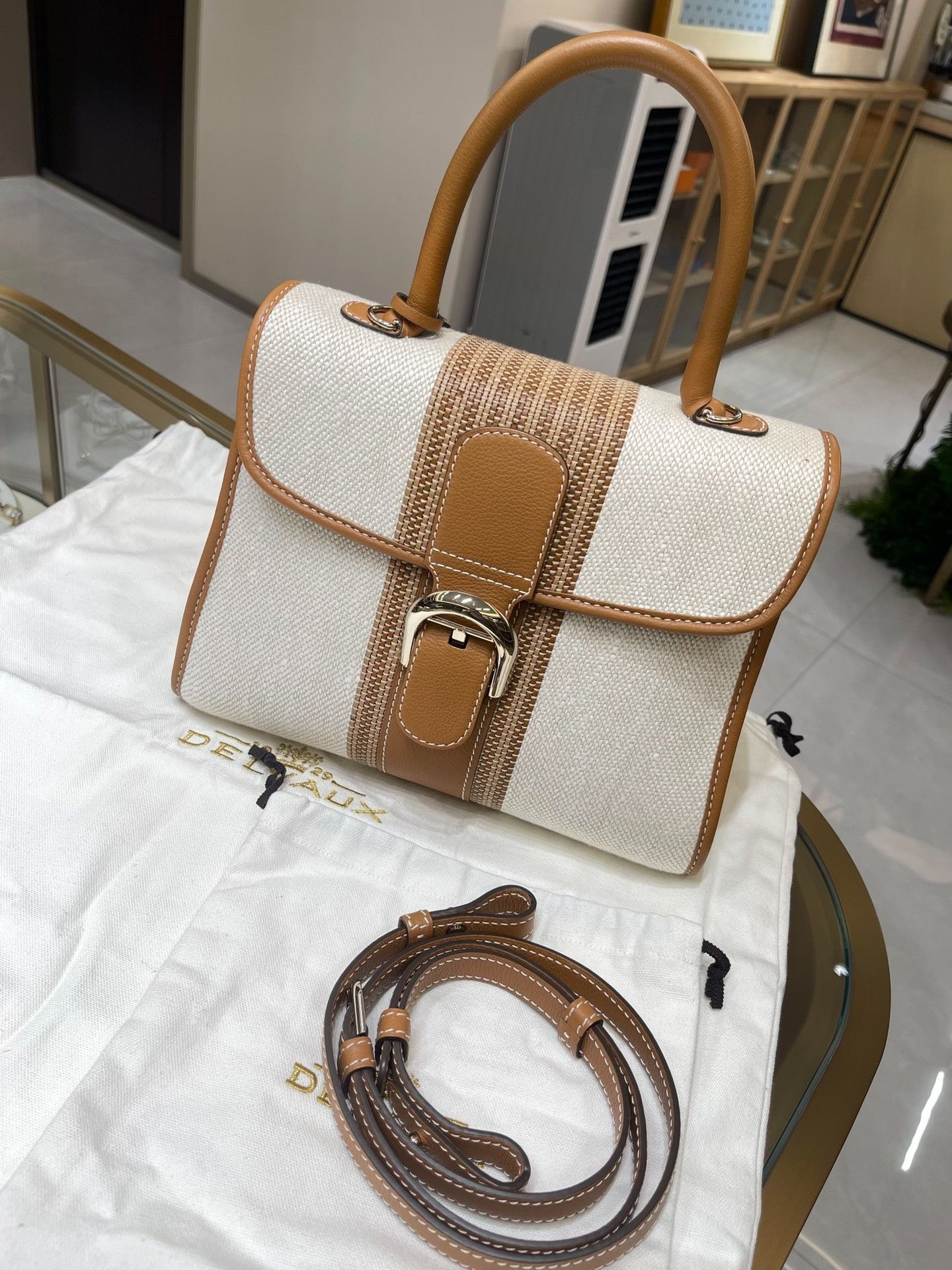 Louis Vuitton Pre-loved Bag Very good condition Size ONE SIZE - 3 Thumbnail