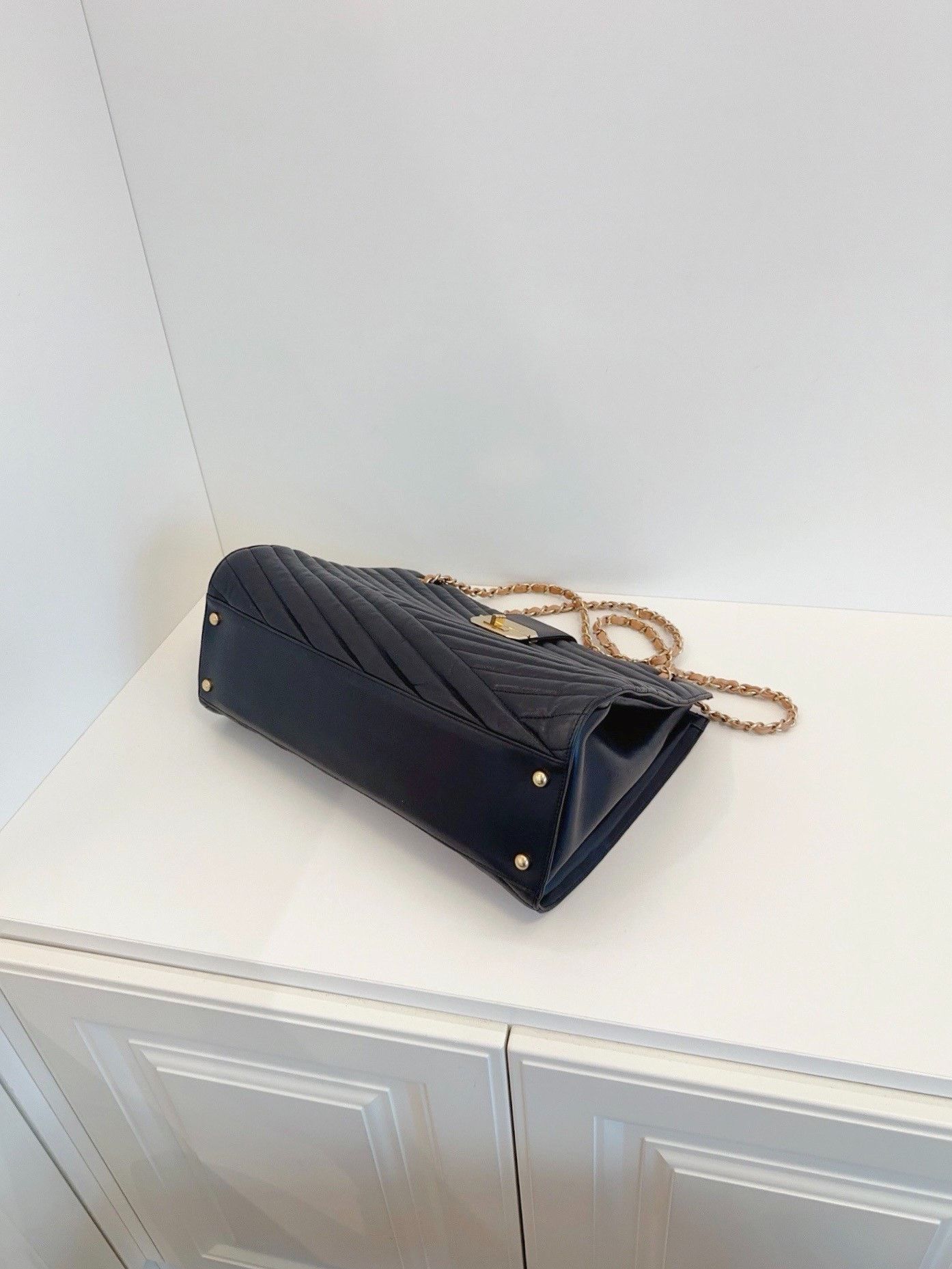 Chanel Pre-loved Bag Very good condition Size ONE SIZE - 6 Thumbnail