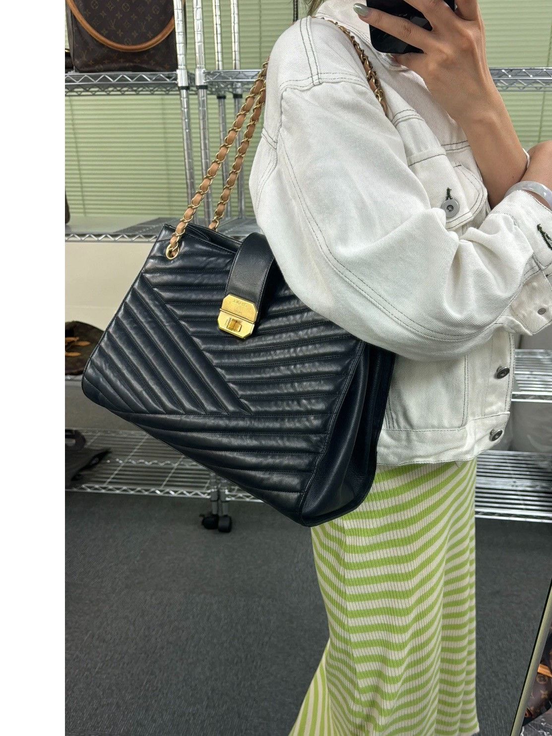 Chanel Pre-loved Bag Very good condition Size ONE SIZE - 9 Thumbnail
