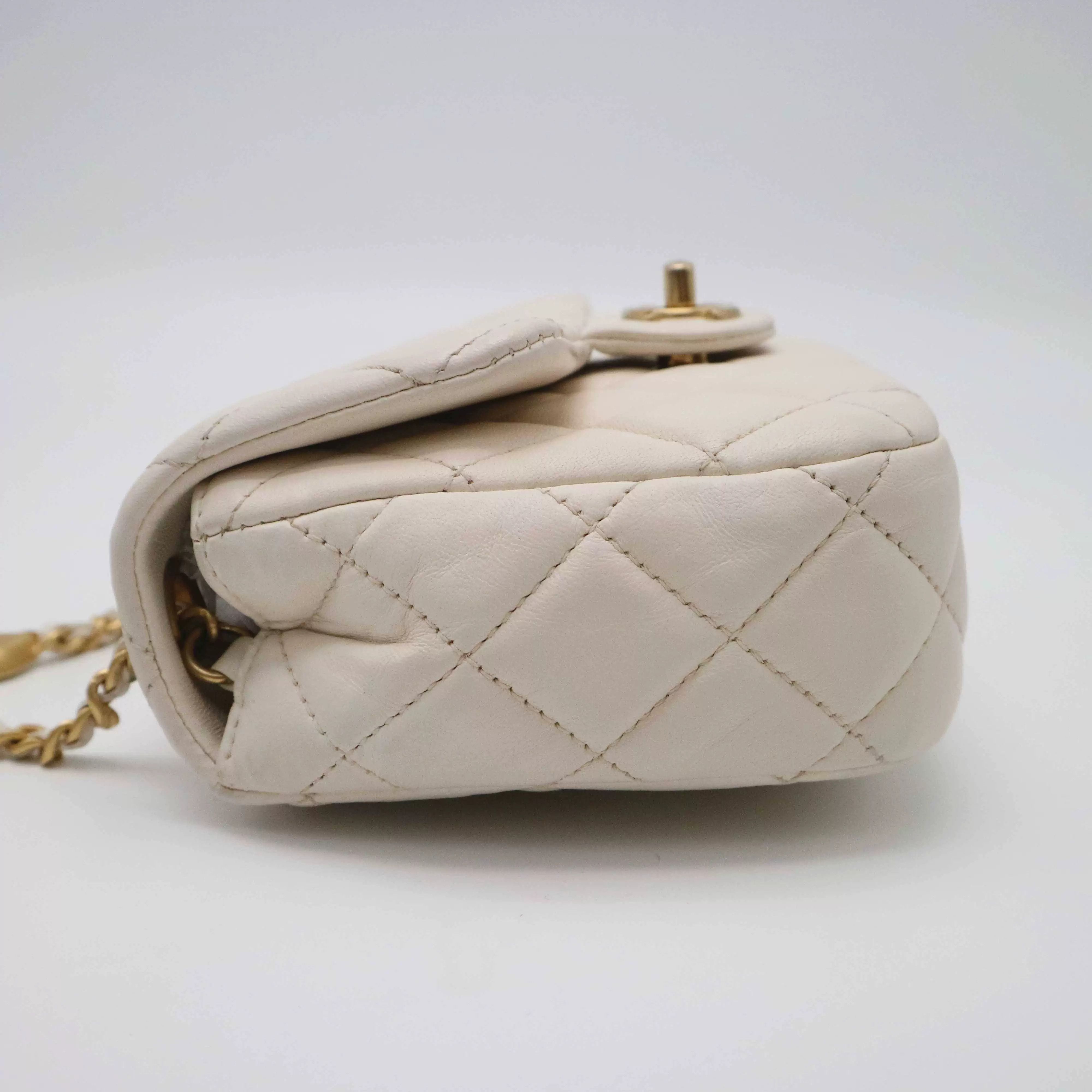 Chanel Pre-loved Bag Very good condition Size ONE SIZE - 4 Thumbnail