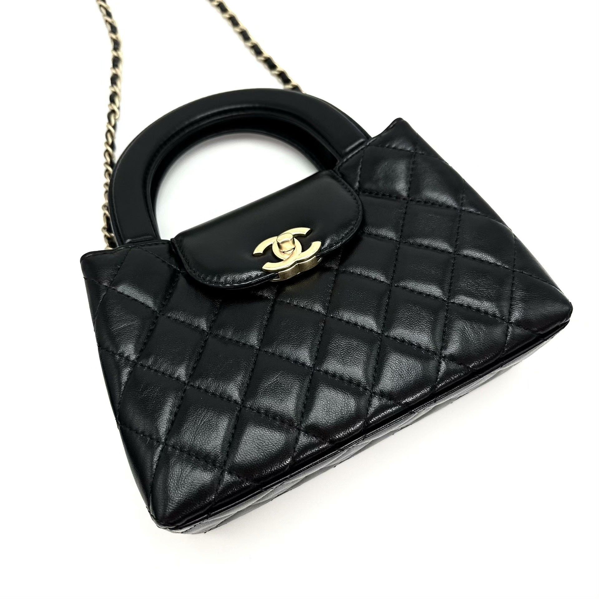 Chanel Pre-loved Bag Very good condition Size ONE SIZE - 4 Thumbnail