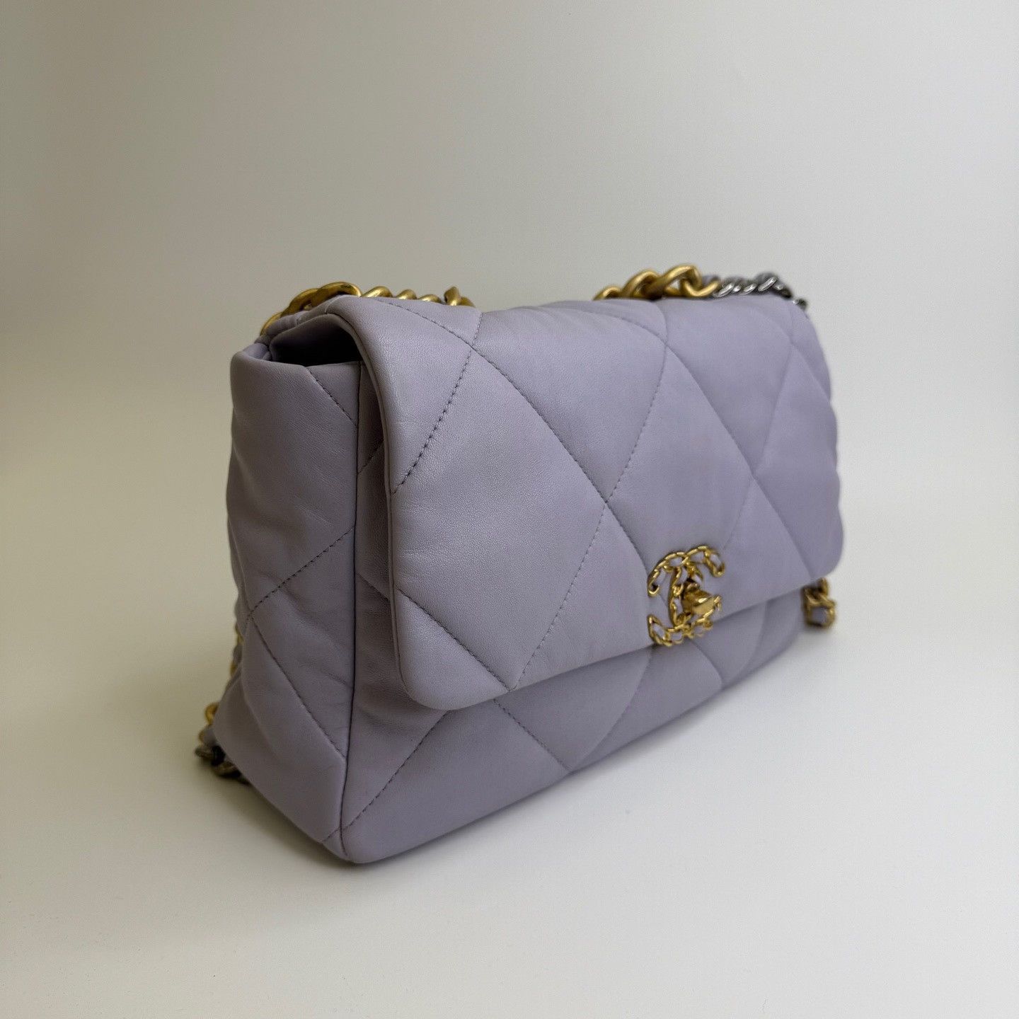 Chanel Pre-loved Bag Very good condition Size ONE SIZE - 4 Thumbnail