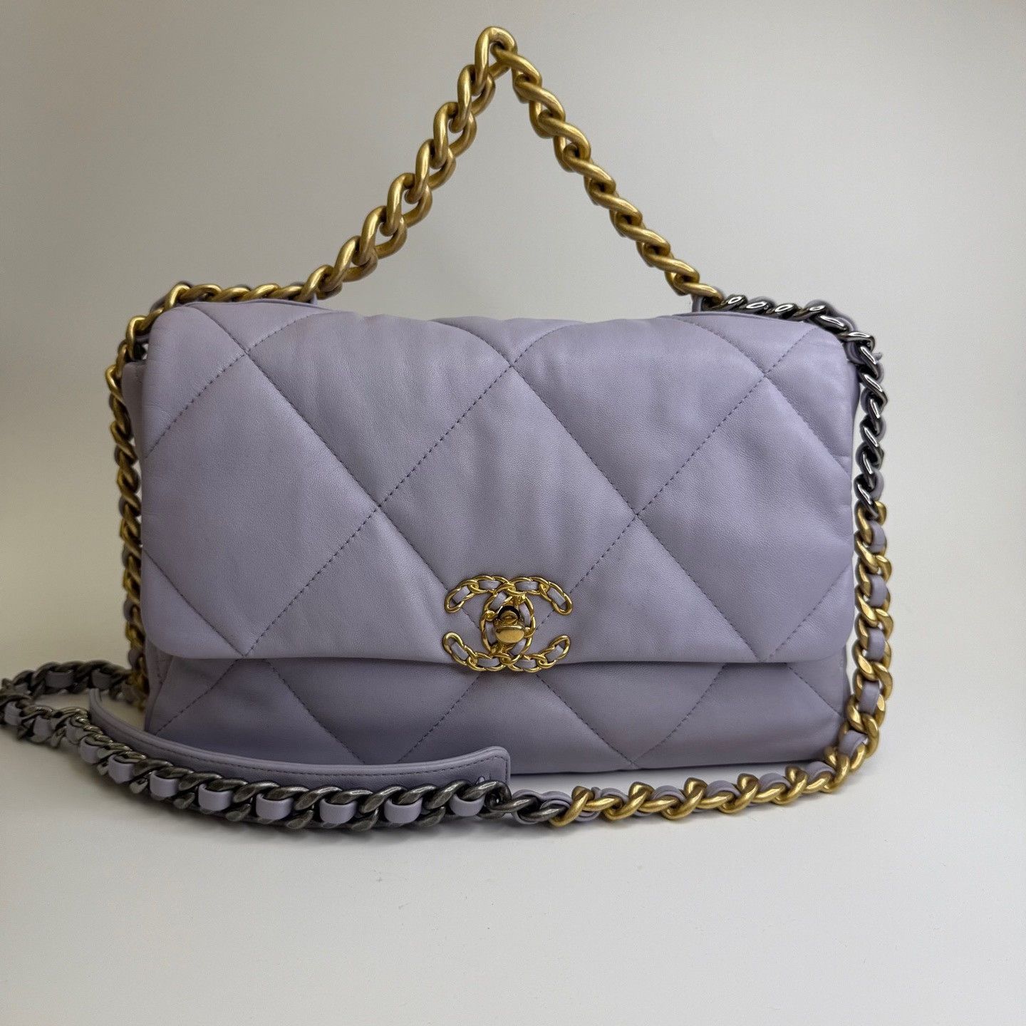 Chanel Pre-loved Bag Very good condition Size ONE SIZE - 2 Thumbnail