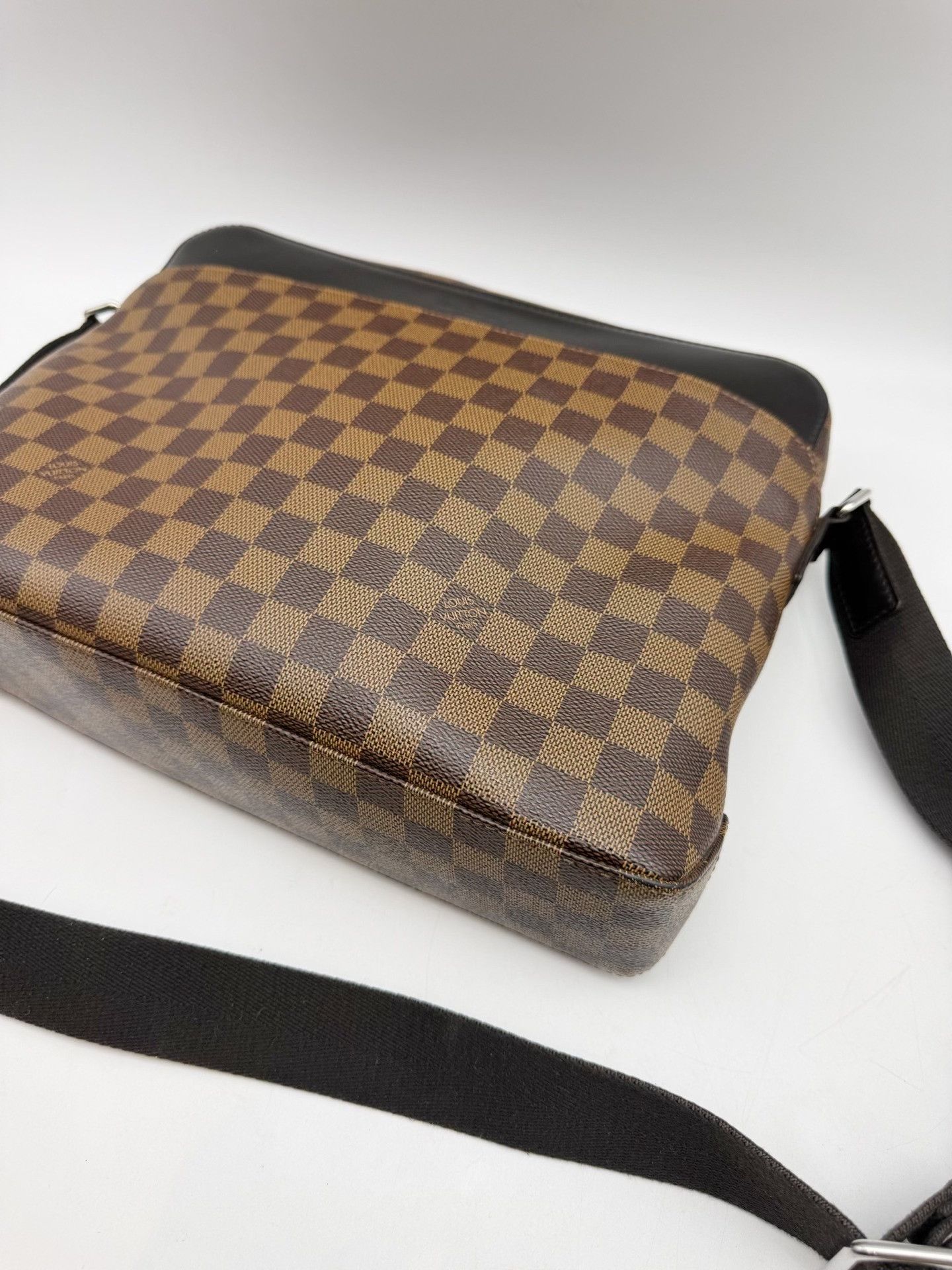 Louis Vuitton Pre-loved Bag Very good condition Size ONE SIZE - 5 Thumbnail