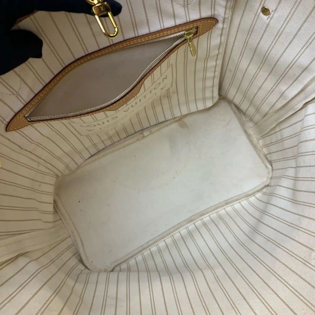 Louis Vuitton Pre-loved Bag Very good condition Size ONE SIZE - 8 Thumbnail