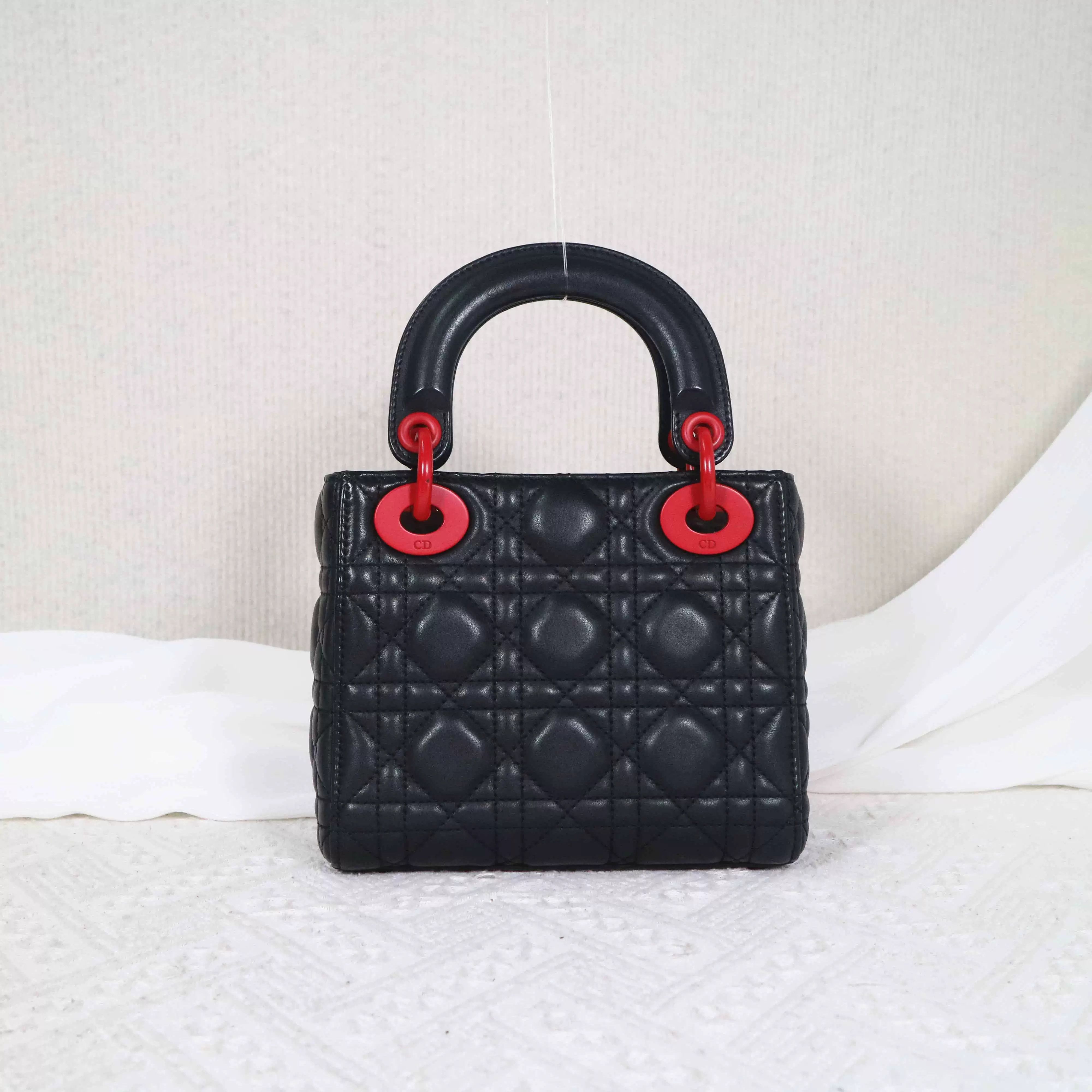 Dior Pre-loved Bag Very good condition Size ONE SIZE - 3 Thumbnail