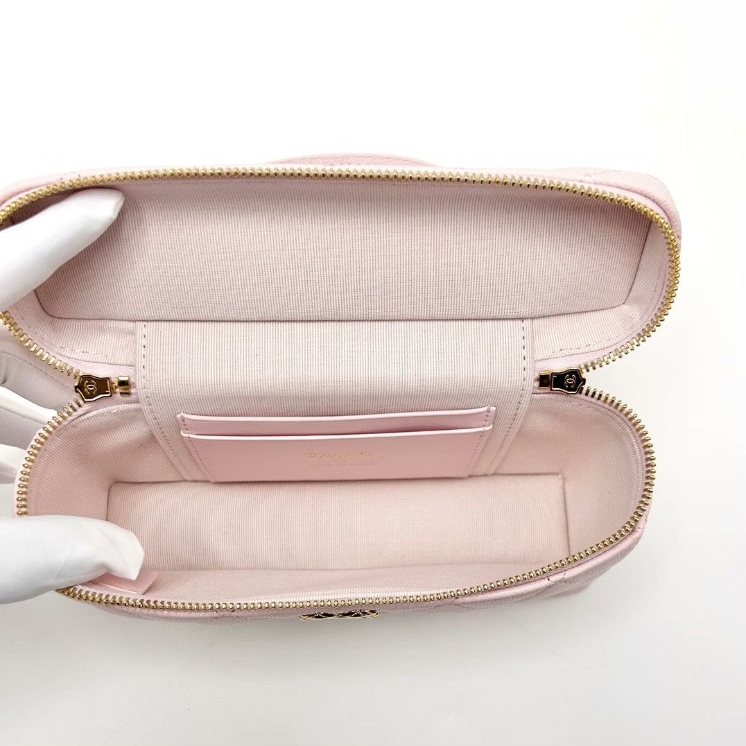 Chanel Pre-loved Bag Very good condition Size ONE SIZE - 6 Thumbnail