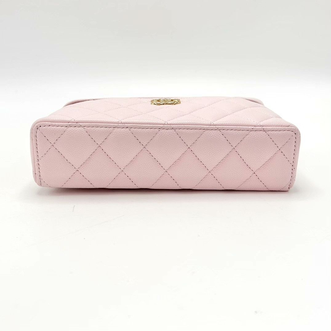 Chanel Pre-loved Bag Very good condition Size ONE SIZE - 5 Thumbnail