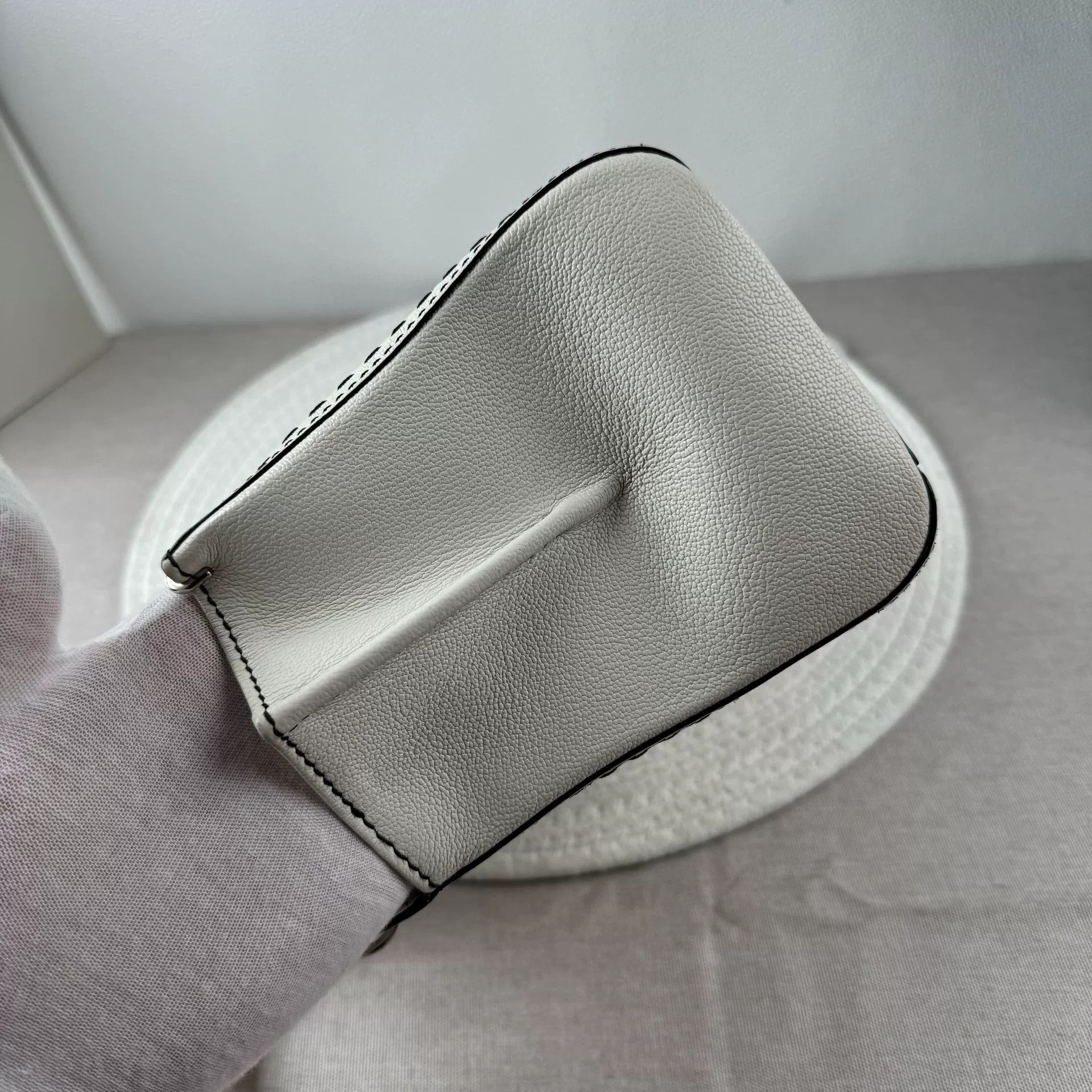 Louis Vuitton Pre-loved Bag Very good condition Size ONE SIZE - 7 Thumbnail