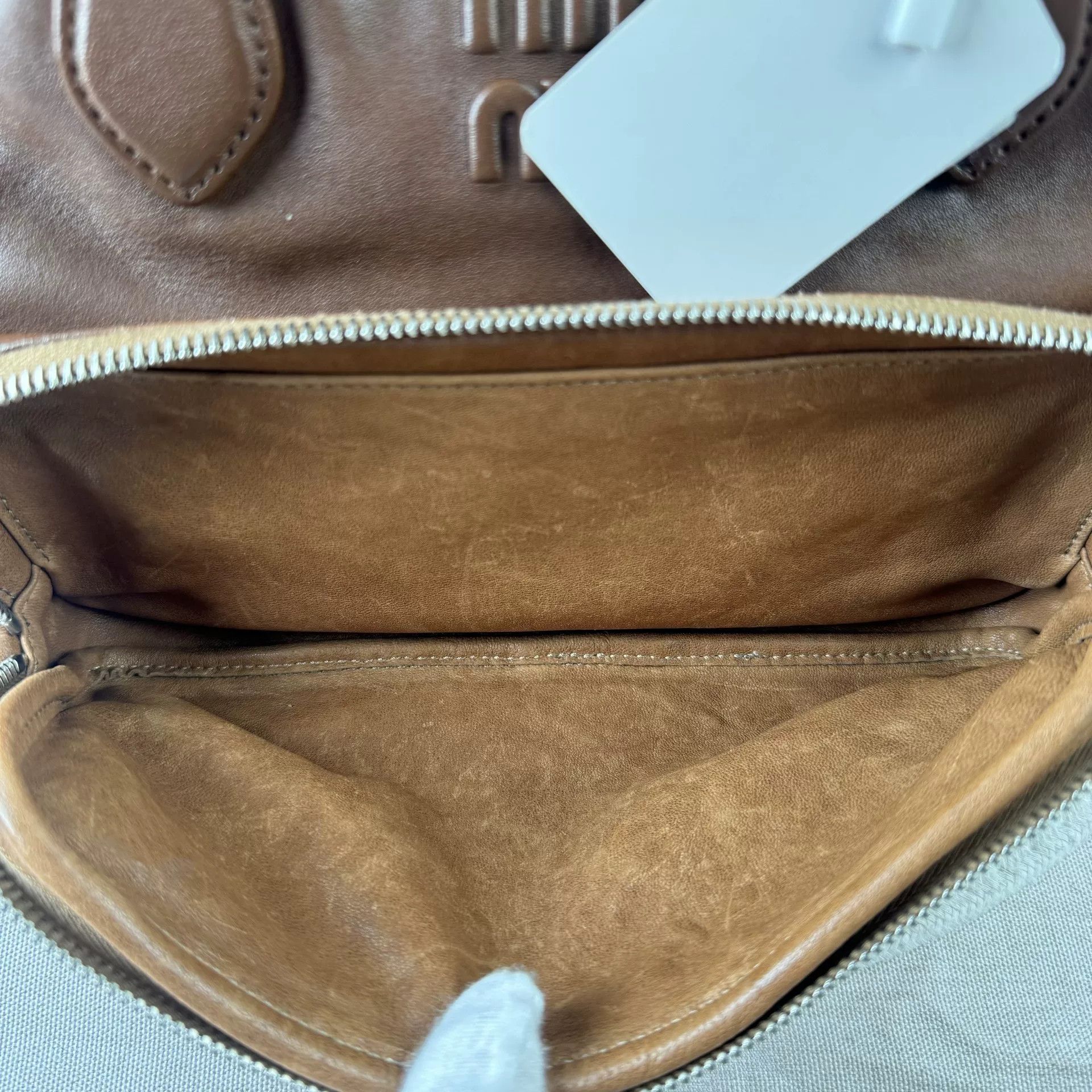 Miu Miu Pre-loved Bag Very good condition Size ONE SIZE - 8 Thumbnail